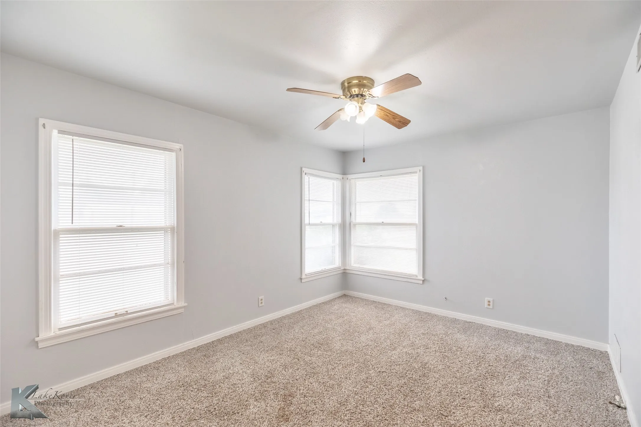 Single Family Residence For Rent in Taylor County , 1402 Herring, Merkel, Texas 79536, 4 Bedroom, 2 Bathroom, 2 Garage spaces, 1,687 Sqft, built in 1951, mls#21378414, Real Estate Agent in Merkel, Homes For Rent in Taylor county, Homes For Rent in Merkel, Realtor in Merkel Texas, Real Estate Brokerage Independent Realty Texas, Luminita Cordes Realtor