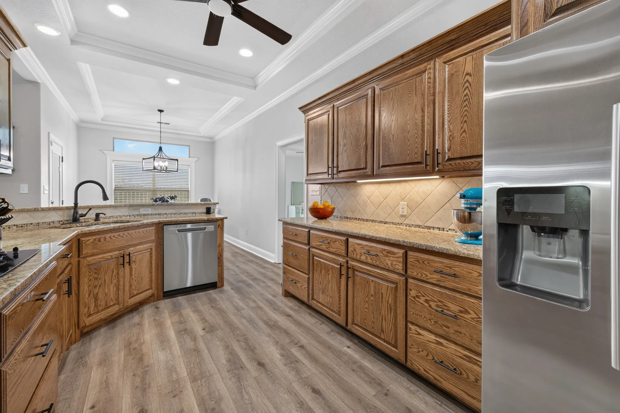Single Family Residence For Sale in Taylor County , 3409 White Oaks Drive, Abilene, Texas 79606, 5 Bedroom, 3 Bathroom, 2 Garage spaces, 2,506 Sqft, built in 2014, mls#21369081, Real Estate Agent in Abilene, Homes For Sale in Taylor county, Homes For Sale in Abilene, Realtor in Abilene Texas, Real Estate Brokerage Independent Realty Texas, Luminita Cordes Realtor