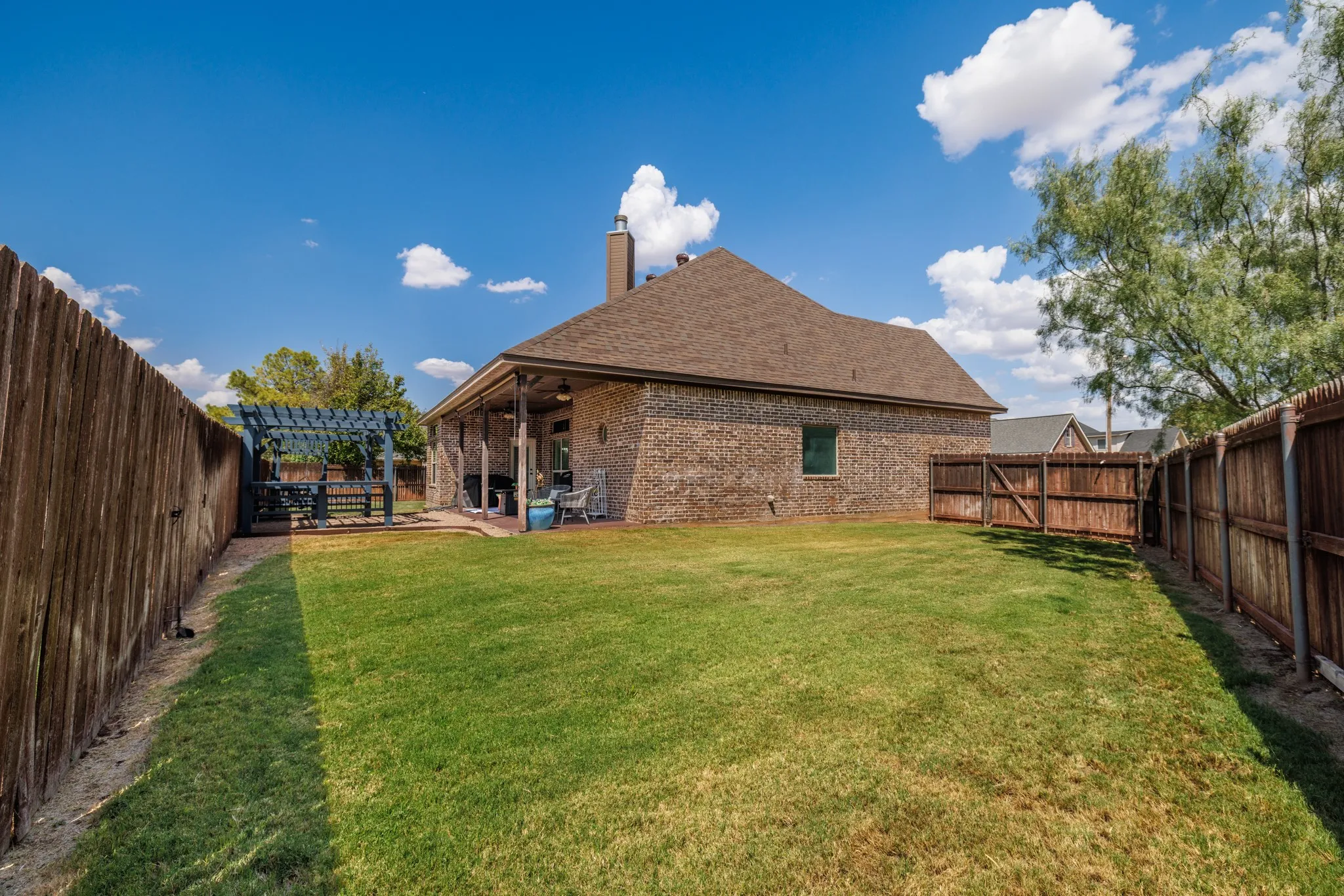Single Family Residence For Sale in Taylor County , 3409 White Oaks Drive, Abilene, Texas 79606, 5 Bedroom, 3 Bathroom, 2 Garage spaces, 2,506 Sqft, built in 2014, mls#21369081, Real Estate Agent in Abilene, Homes For Sale in Taylor county, Homes For Sale in Abilene, Realtor in Abilene Texas, Real Estate Brokerage Independent Realty Texas, Luminita Cordes Realtor