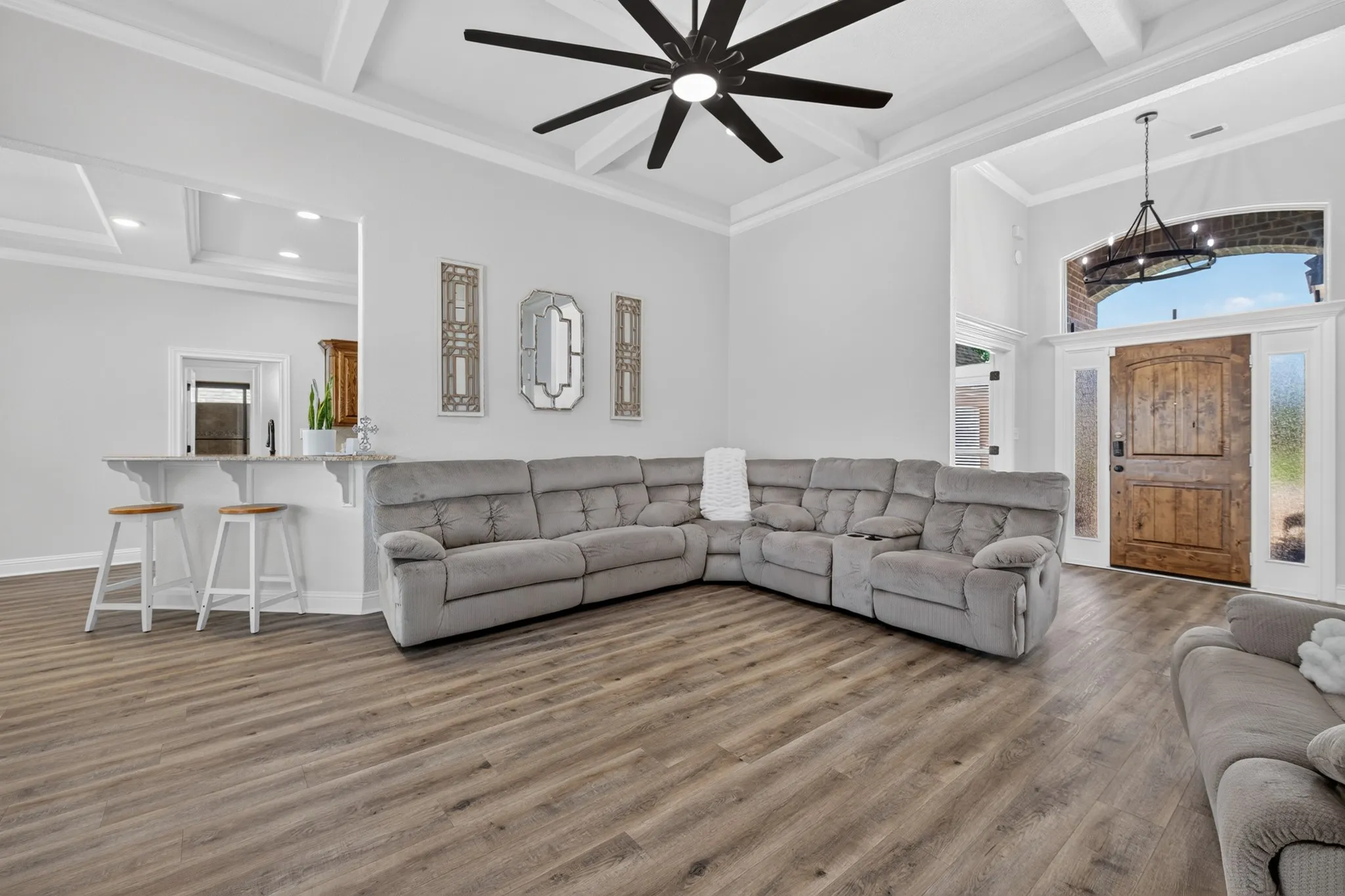 Single Family Residence For Sale in Taylor County , 3409 White Oaks Drive, Abilene, Texas 79606, 5 Bedroom, 3 Bathroom, 2 Garage spaces, 2,506 Sqft, built in 2014, mls#21369081, Real Estate Agent in Abilene, Homes For Sale in Taylor county, Homes For Sale in Abilene, Realtor in Abilene Texas, Real Estate Brokerage Independent Realty Texas, Luminita Cordes Realtor