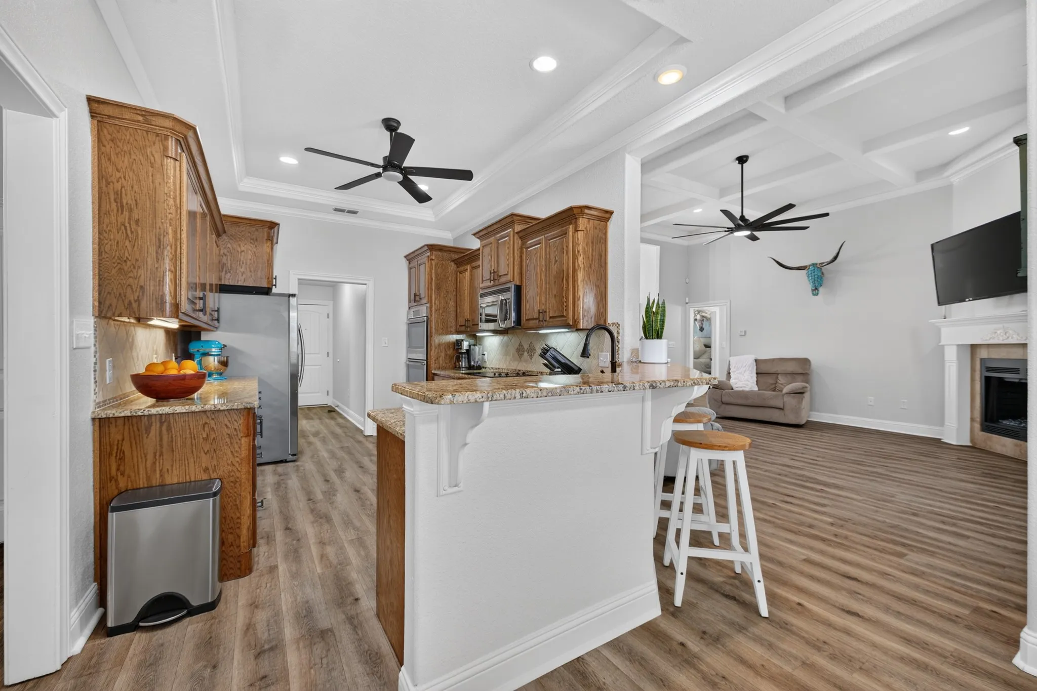 Single Family Residence For Sale in Taylor County , 3409 White Oaks Drive, Abilene, Texas 79606, 5 Bedroom, 3 Bathroom, 2 Garage spaces, 2,506 Sqft, built in 2014, mls#21369081, Real Estate Agent in Abilene, Homes For Sale in Taylor county, Homes For Sale in Abilene, Realtor in Abilene Texas, Real Estate Brokerage Independent Realty Texas, Luminita Cordes Realtor