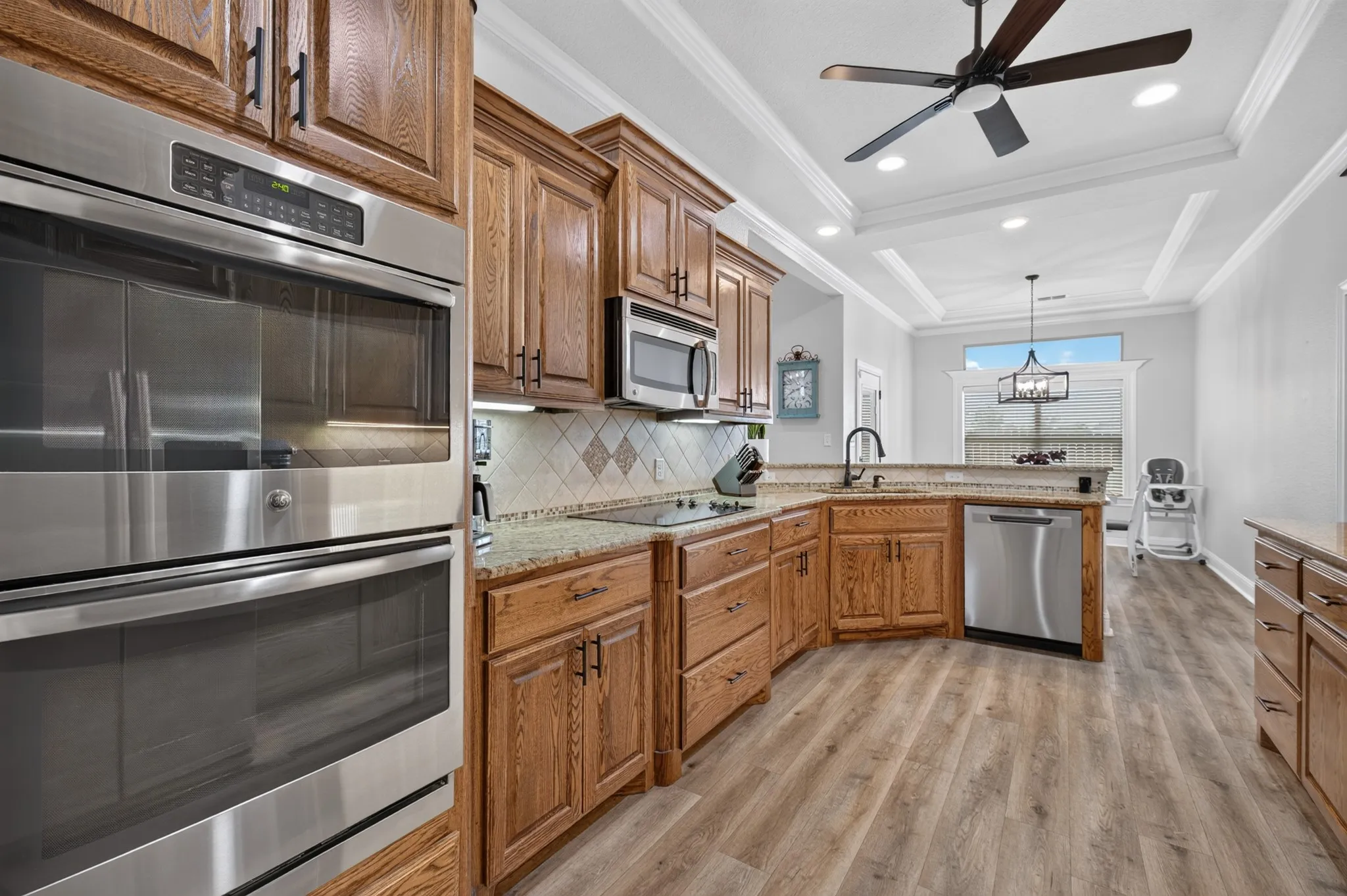 Single Family Residence For Sale in Taylor County , 3409 White Oaks Drive, Abilene, Texas 79606, 5 Bedroom, 3 Bathroom, 2 Garage spaces, 2,506 Sqft, built in 2014, mls#21369081, Real Estate Agent in Abilene, Homes For Sale in Taylor county, Homes For Sale in Abilene, Realtor in Abilene Texas, Real Estate Brokerage Independent Realty Texas, Luminita Cordes Realtor