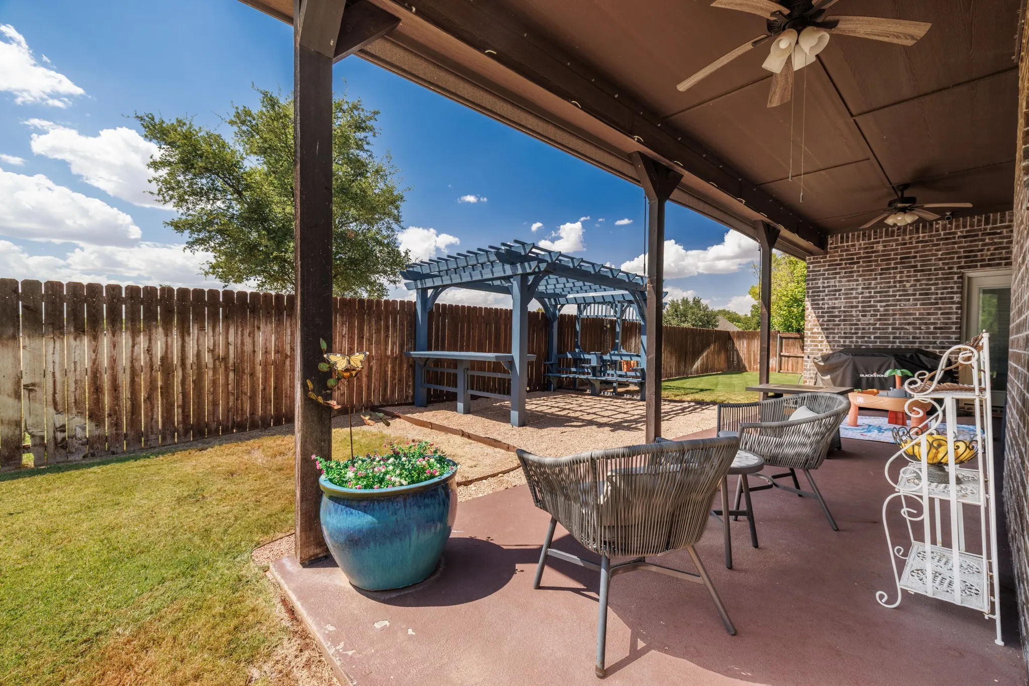 Single Family Residence For Sale in Taylor County , 3409 White Oaks Drive, Abilene, Texas 79606, 5 Bedroom, 3 Bathroom, 2 Garage spaces, 2,506 Sqft, built in 2014, mls#21369081, Real Estate Agent in Abilene, Homes For Sale in Taylor county, Homes For Sale in Abilene, Realtor in Abilene Texas, Real Estate Brokerage Independent Realty Texas, Luminita Cordes Realtor