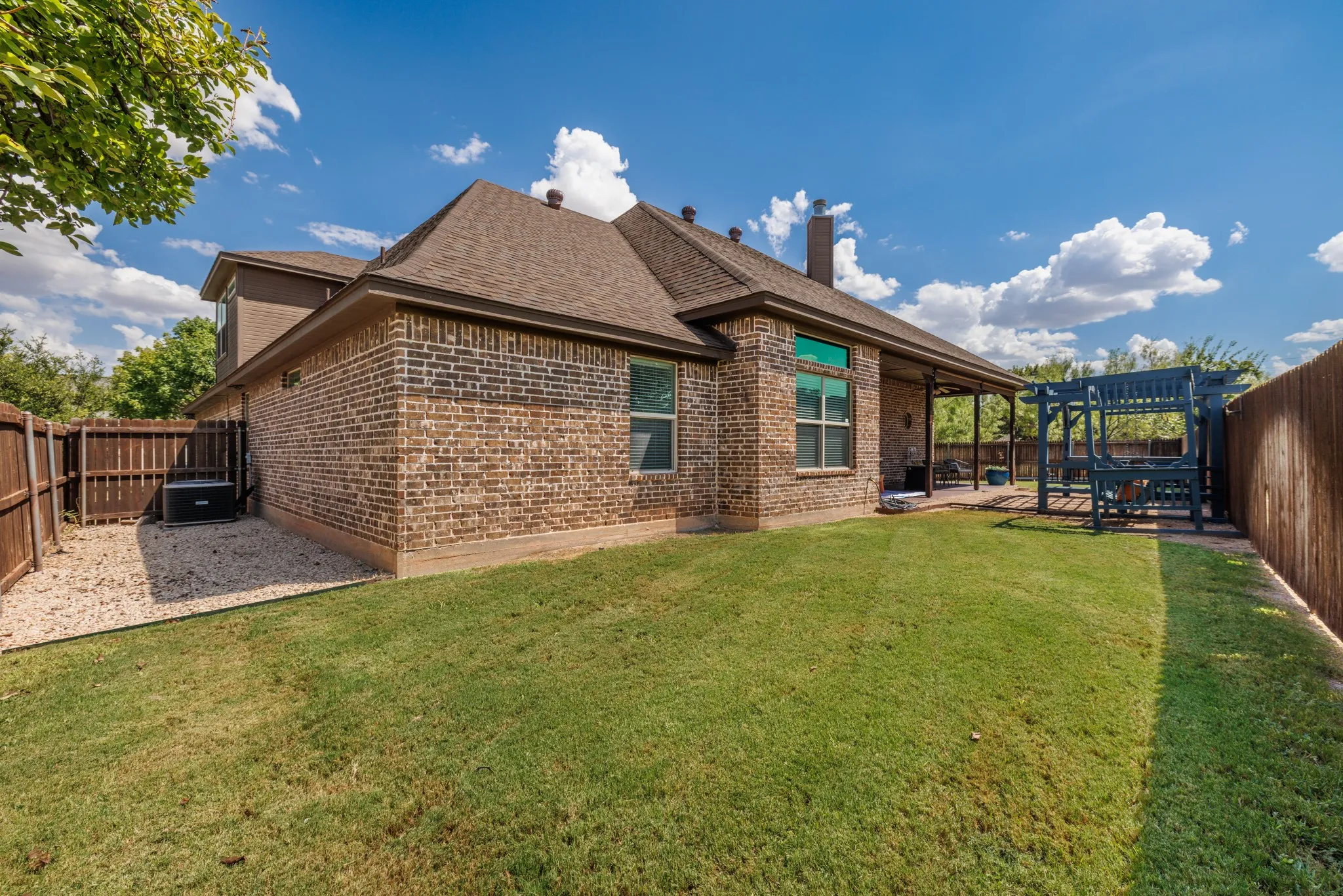 Single Family Residence For Sale in Taylor County , 3409 White Oaks Drive, Abilene, Texas 79606, 5 Bedroom, 3 Bathroom, 2 Garage spaces, 2,506 Sqft, built in 2014, mls#21369081, Real Estate Agent in Abilene, Homes For Sale in Taylor county, Homes For Sale in Abilene, Realtor in Abilene Texas, Real Estate Brokerage Independent Realty Texas, Luminita Cordes Realtor
