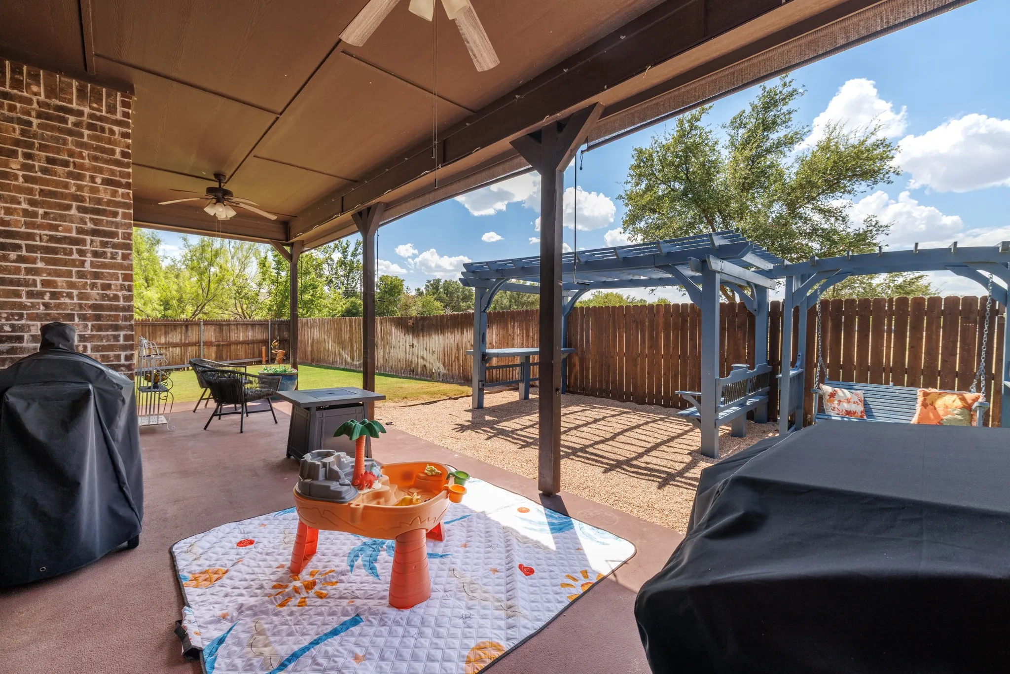 Single Family Residence For Sale in Taylor County , 3409 White Oaks Drive, Abilene, Texas 79606, 5 Bedroom, 3 Bathroom, 2 Garage spaces, 2,506 Sqft, built in 2014, mls#21369081, Real Estate Agent in Abilene, Homes For Sale in Taylor county, Homes For Sale in Abilene, Realtor in Abilene Texas, Real Estate Brokerage Independent Realty Texas, Luminita Cordes Realtor
