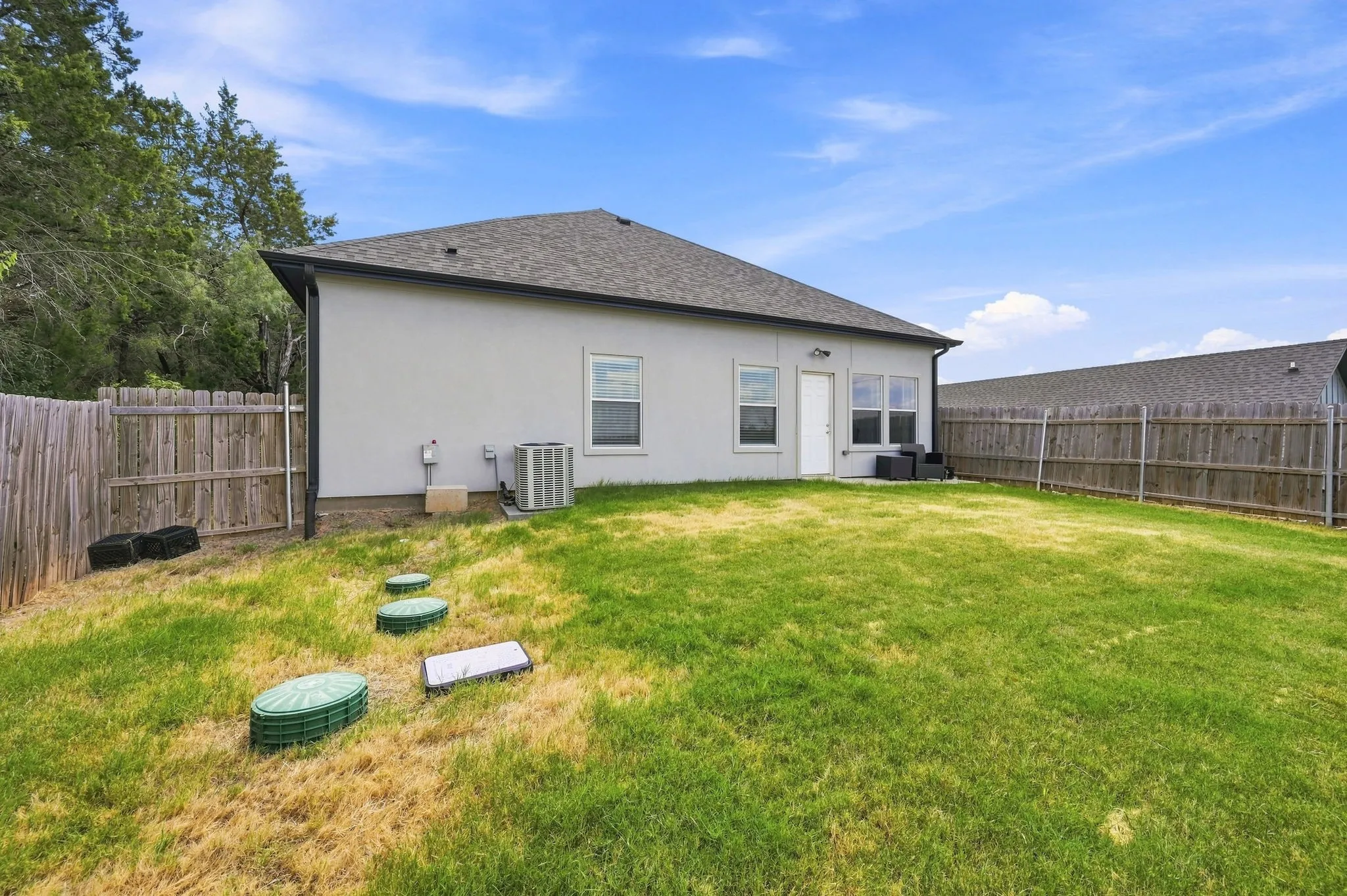 Single Family Residence For Sale in Hood County , 922 Pecos River Drive, Granbury, Texas 76048, 3 Bedroom, 2 Bathroom, 2 Garage spaces, 1,650 Sqft, built in 2022, mls#21370907, Real Estate Agent in Granbury, Homes For Sale in Hood county, Homes For Sale in Granbury, Realtor in Granbury Texas, Real Estate Brokerage Independent Realty Texas, Luminita Cordes Realtor