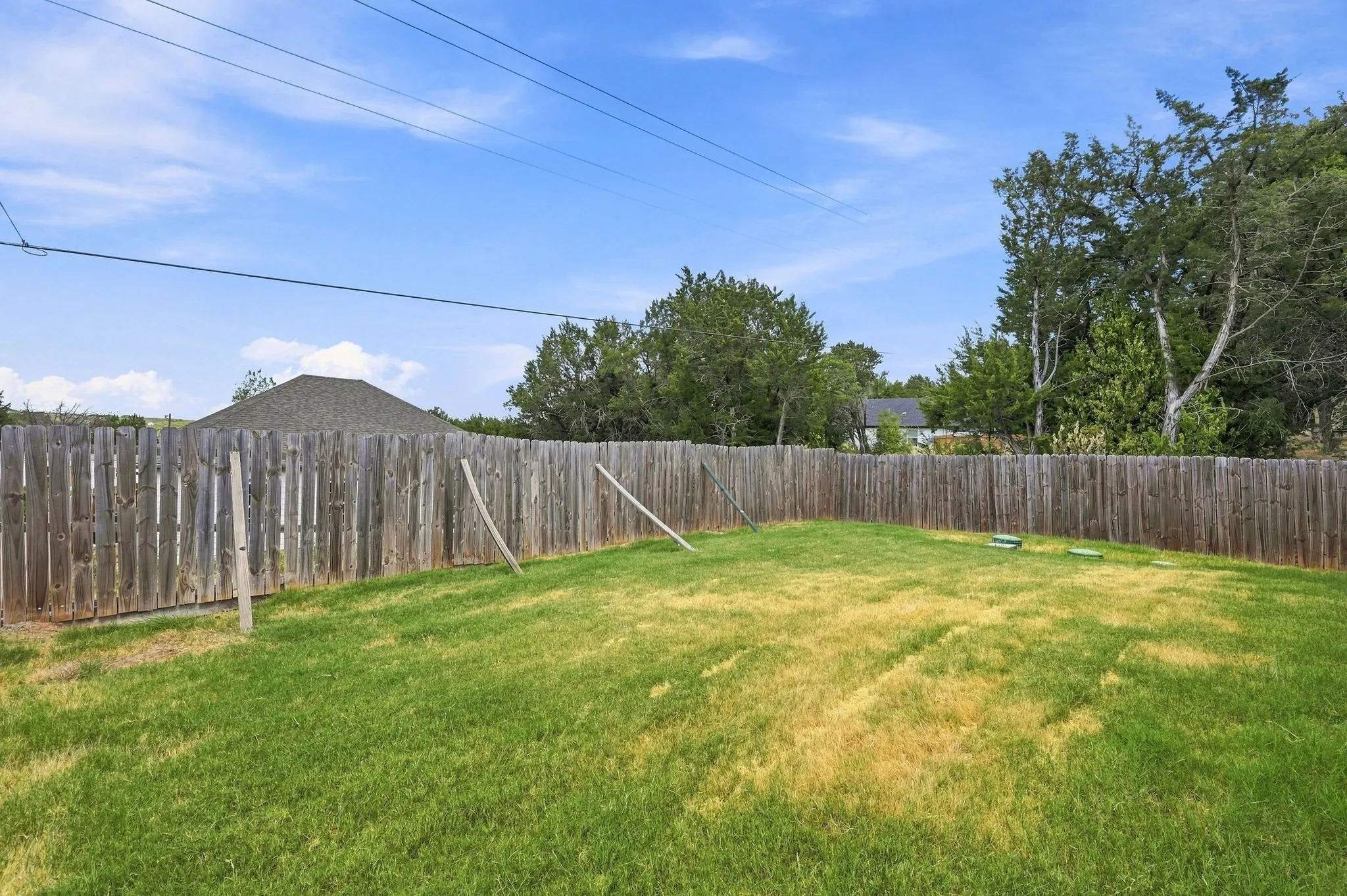 Single Family Residence For Sale in Hood County , 922 Pecos River Drive, Granbury, Texas 76048, 3 Bedroom, 2 Bathroom, 2 Garage spaces, 1,650 Sqft, built in 2022, mls#21370907, Real Estate Agent in Granbury, Homes For Sale in Hood county, Homes For Sale in Granbury, Realtor in Granbury Texas, Real Estate Brokerage Independent Realty Texas, Luminita Cordes Realtor