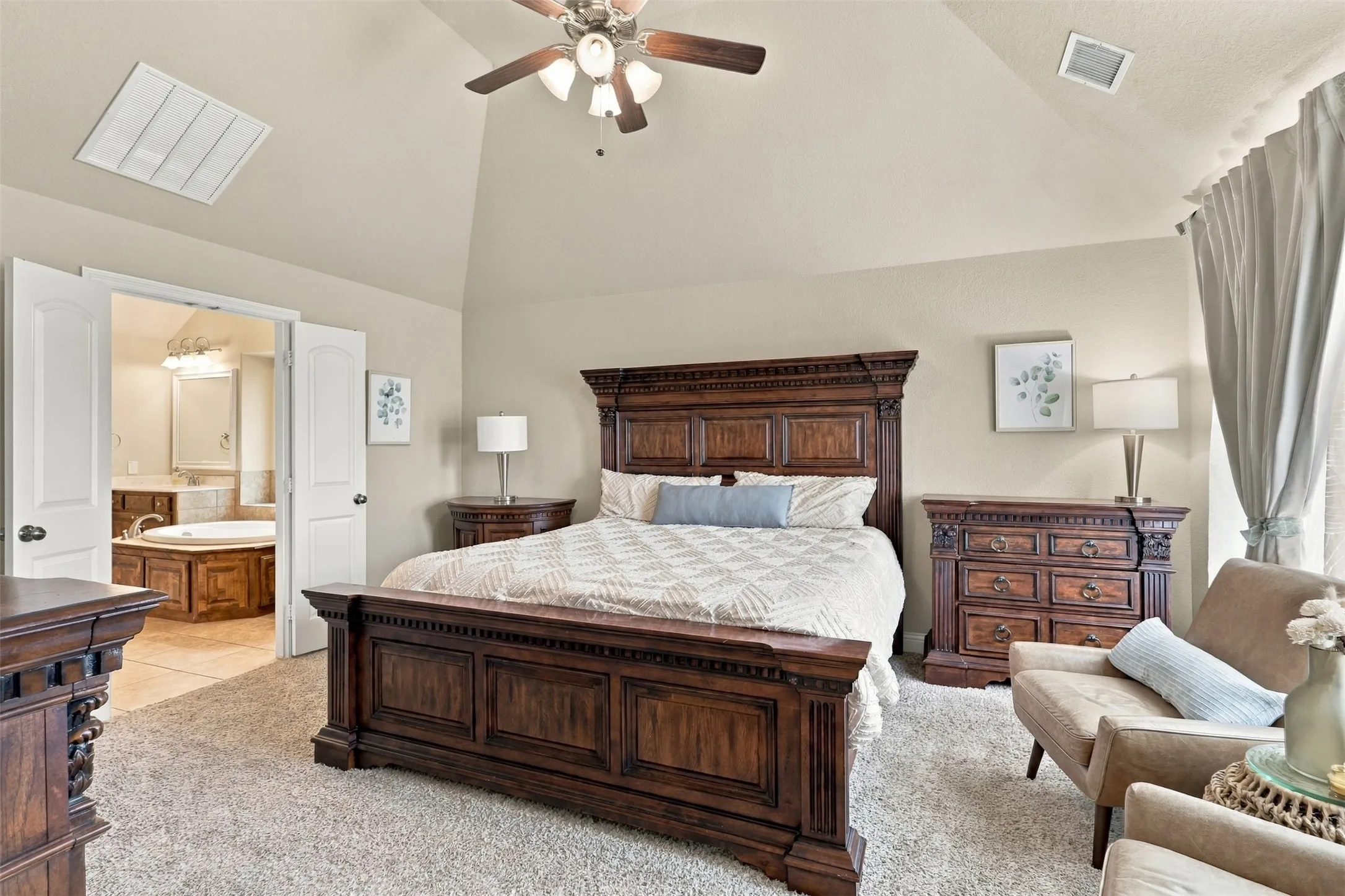 Single Family Residence For Sale in Tarrant County , 9848 Brazoria Trail, Fort Worth, Texas 76126, 3 Bedroom, 2 Bathroom, 2 Garage spaces, 2,150 Sqft, built in 2012, mls#21375327, Real Estate Agent in Fort Worth, Homes For Sale in Tarrant county, Homes For Sale in Fort Worth, Realtor in Fort Worth Texas, Real Estate Brokerage Independent Realty Texas, Luminita Cordes Realtor