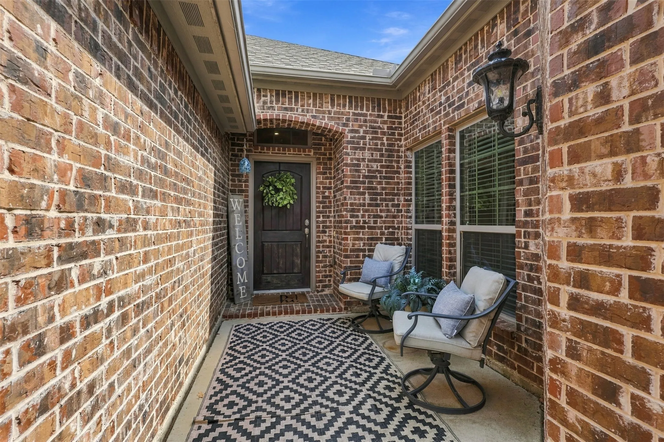 Single Family Residence For Sale in Tarrant County , 9848 Brazoria Trail, Fort Worth, Texas 76126, 3 Bedroom, 2 Bathroom, 2 Garage spaces, 2,150 Sqft, built in 2012, mls#21375327, Real Estate Agent in Fort Worth, Homes For Sale in Tarrant county, Homes For Sale in Fort Worth, Realtor in Fort Worth Texas, Real Estate Brokerage Independent Realty Texas, Luminita Cordes Realtor