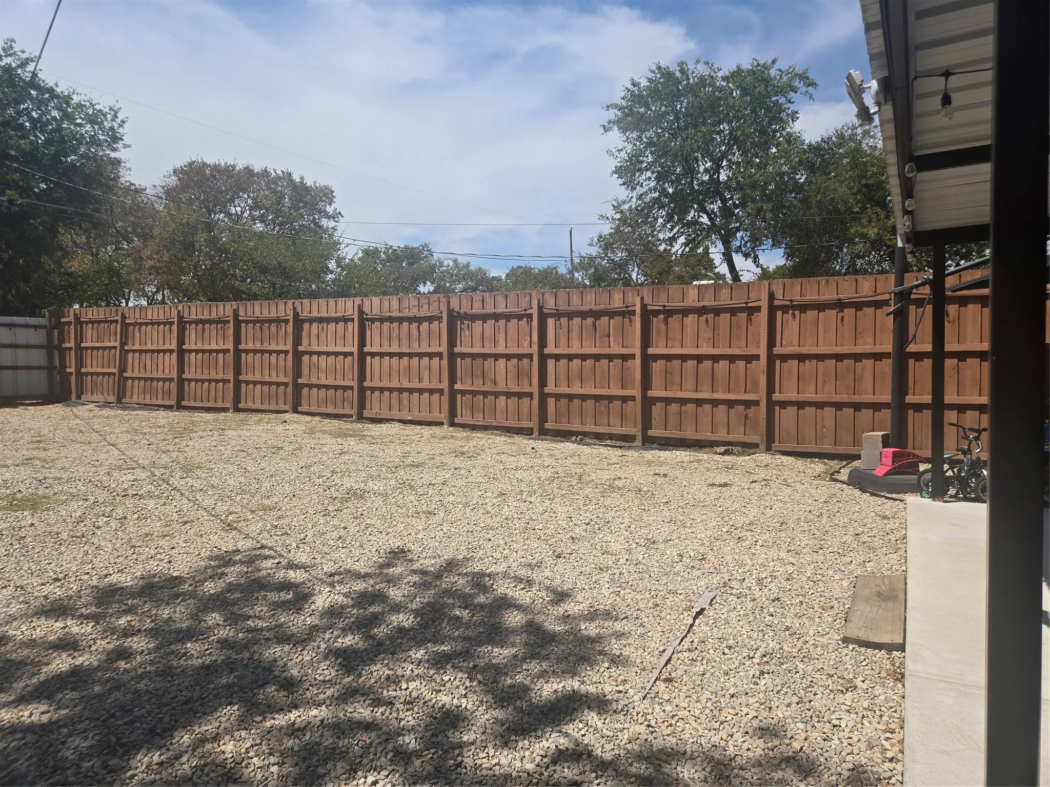 Single Family Residence For Sale in Dallas County , 3211 Ramsey Avenue, Dallas, Texas 75216, 3 Bedroom, 2 Bathroom, 4 Garage spaces, 1,208 Sqft, built in 1947, mls#21372910, Real Estate Agent in Dallas, Homes For Sale in Dallas county, Homes For Sale in Dallas, Realtor in Dallas Texas, Real Estate Brokerage Independent Realty Texas, Luminita Cordes Realtor