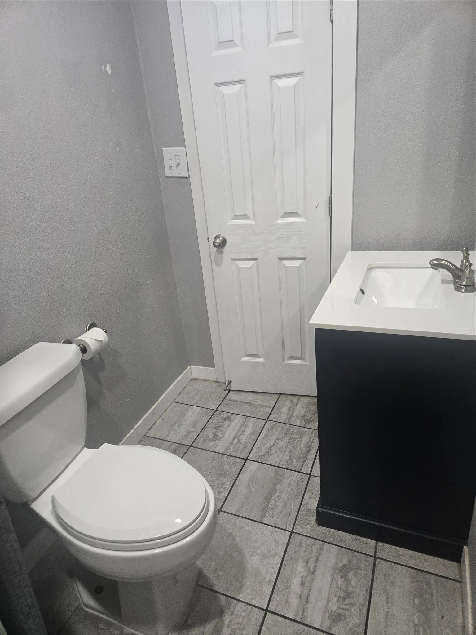 Single Family Residence For Sale in Dallas County , 3211 Ramsey Avenue, Dallas, Texas 75216, 3 Bedroom, 2 Bathroom, 4 Garage spaces, 1,208 Sqft, built in 1947, mls#21372910, Real Estate Agent in Dallas, Homes For Sale in Dallas county, Homes For Sale in Dallas, Realtor in Dallas Texas, Real Estate Brokerage Independent Realty Texas, Luminita Cordes Realtor