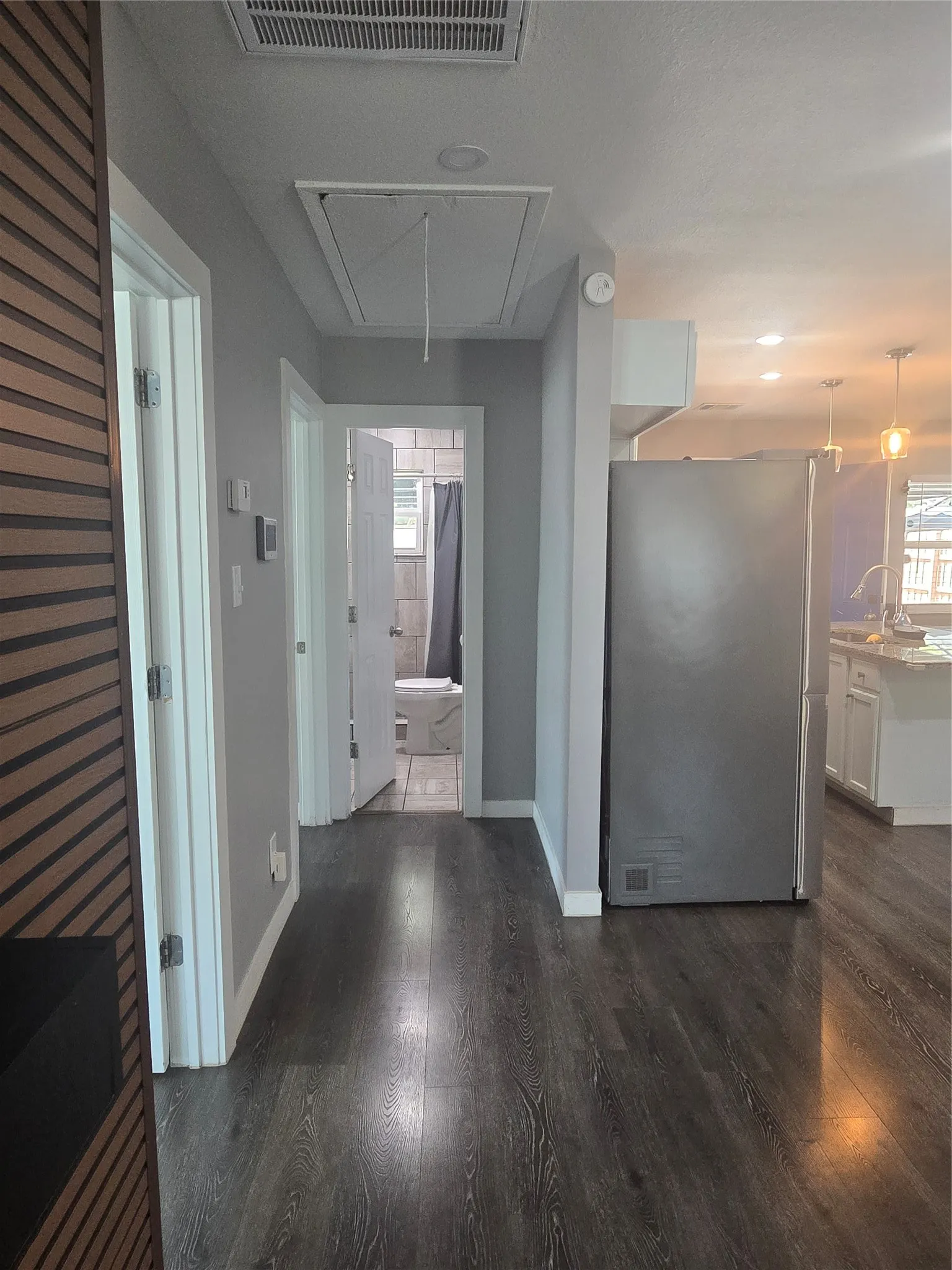 Single Family Residence For Sale in Dallas County , 3211 Ramsey Avenue, Dallas, Texas 75216, 3 Bedroom, 2 Bathroom, 4 Garage spaces, 1,208 Sqft, built in 1947, mls#21372910, Real Estate Agent in Dallas, Homes For Sale in Dallas county, Homes For Sale in Dallas, Realtor in Dallas Texas, Real Estate Brokerage Independent Realty Texas, Luminita Cordes Realtor
