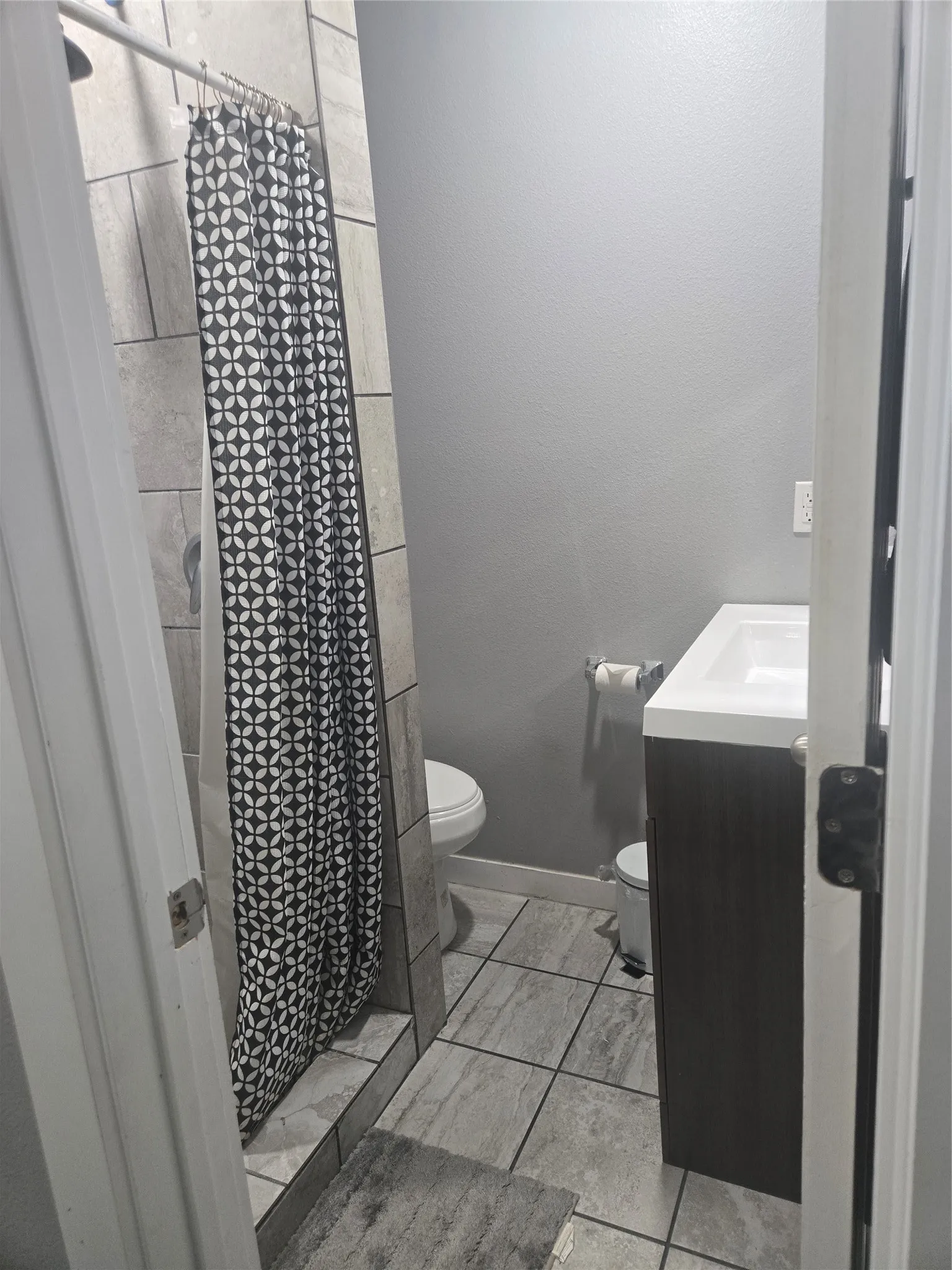 Single Family Residence For Sale in Dallas County , 3211 Ramsey Avenue, Dallas, Texas 75216, 3 Bedroom, 2 Bathroom, 4 Garage spaces, 1,208 Sqft, built in 1947, mls#21372910, Real Estate Agent in Dallas, Homes For Sale in Dallas county, Homes For Sale in Dallas, Realtor in Dallas Texas, Real Estate Brokerage Independent Realty Texas, Luminita Cordes Realtor