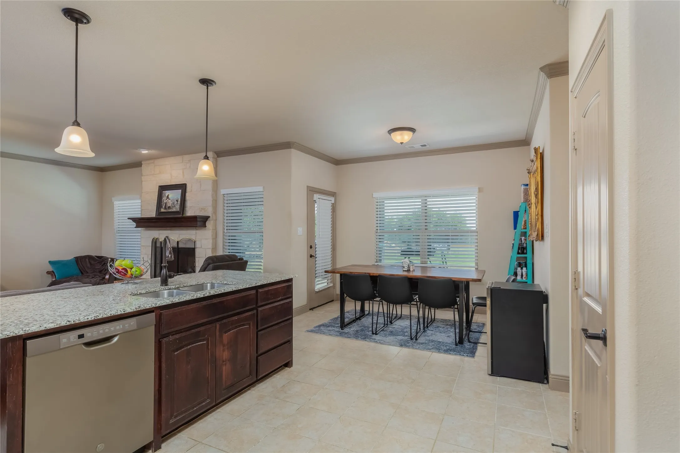 Single Family Residence For Sale in Parker County , 3841 J E Woody Road, Springtown, Texas 76082, 4 Bedroom, 3 Bathroom, 4 Garage spaces, 2,628 Sqft, built in 2019, mls#21377978, Real Estate Agent in Springtown, Homes For Sale in Parker county, Homes For Sale in Springtown, Realtor in Springtown Texas, Real Estate Brokerage Independent Realty Texas, Luminita Cordes Realtor