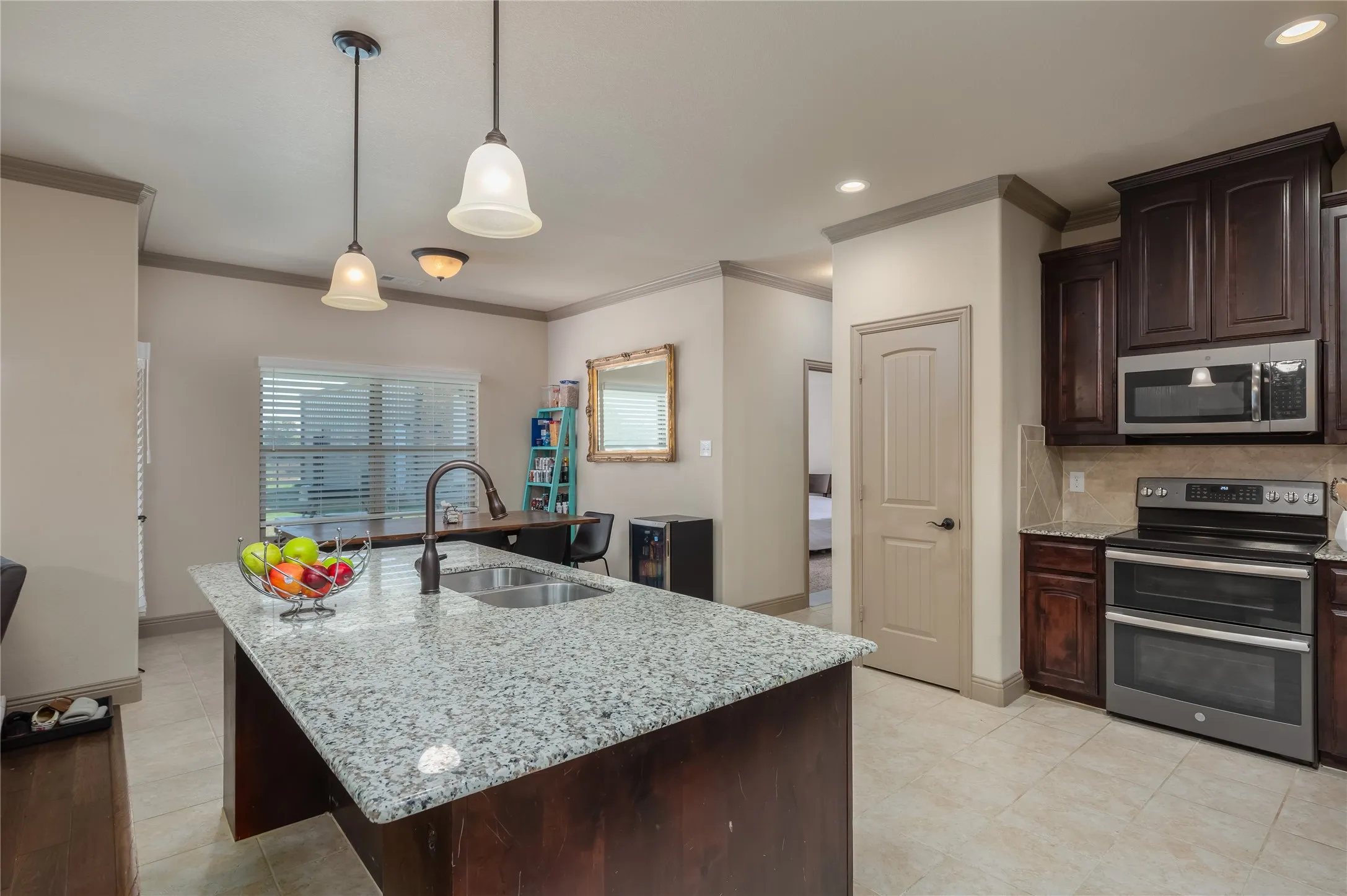 Single Family Residence For Sale in Parker County , 3841 J E Woody Road, Springtown, Texas 76082, 4 Bedroom, 3 Bathroom, 4 Garage spaces, 2,628 Sqft, built in 2019, mls#21377978, Real Estate Agent in Springtown, Homes For Sale in Parker county, Homes For Sale in Springtown, Realtor in Springtown Texas, Real Estate Brokerage Independent Realty Texas, Luminita Cordes Realtor
