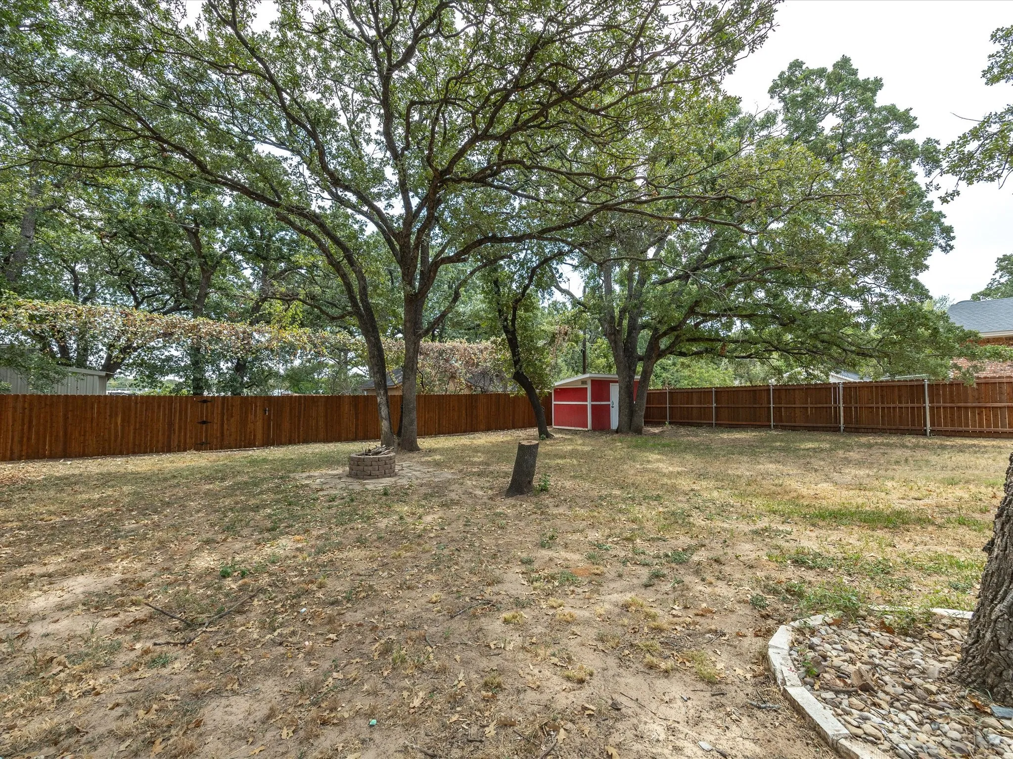Beautifully fenced for your pets