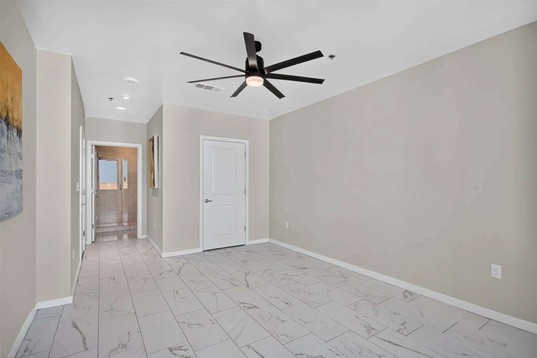 Condominium For Rent in Dallas County , 1200 Main Street 1506, Dallas, Texas 75202, 2 Bedroom, 2 Bathroom, 2 Garage spaces, 1,379 Sqft, built in 1974, mls#21376815, Real Estate Agent in Dallas, Homes For Rent in Dallas county, Homes For Rent in Dallas, Realtor in Dallas Texas, Real Estate Brokerage Independent Realty Texas, Luminita Cordes Realtor