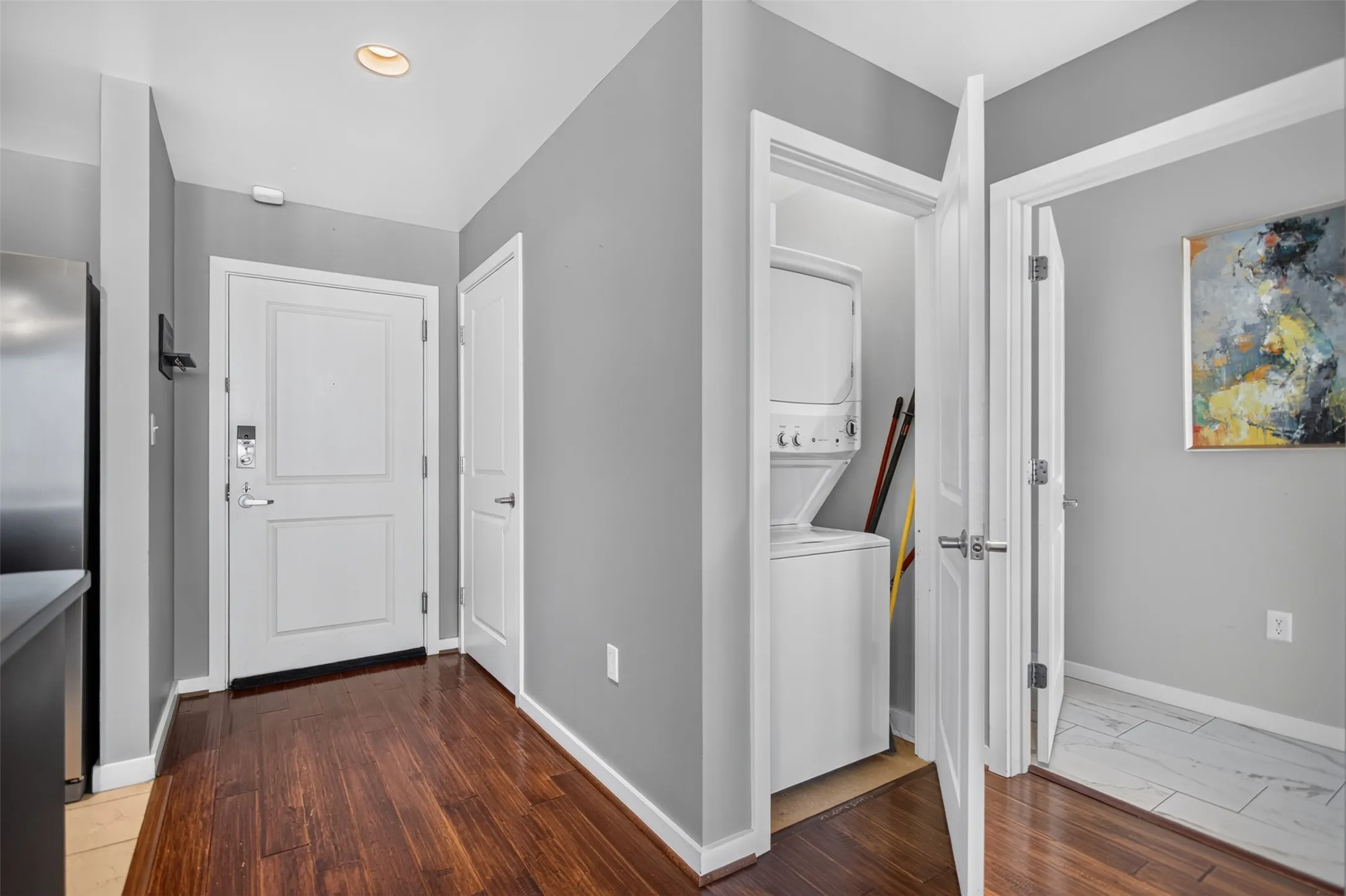 Condominium For Rent in Dallas County , 1200 Main Street 1506, Dallas, Texas 75202, 2 Bedroom, 2 Bathroom, 2 Garage spaces, 1,379 Sqft, built in 1974, mls#21376815, Real Estate Agent in Dallas, Homes For Rent in Dallas county, Homes For Rent in Dallas, Realtor in Dallas Texas, Real Estate Brokerage Independent Realty Texas, Luminita Cordes Realtor