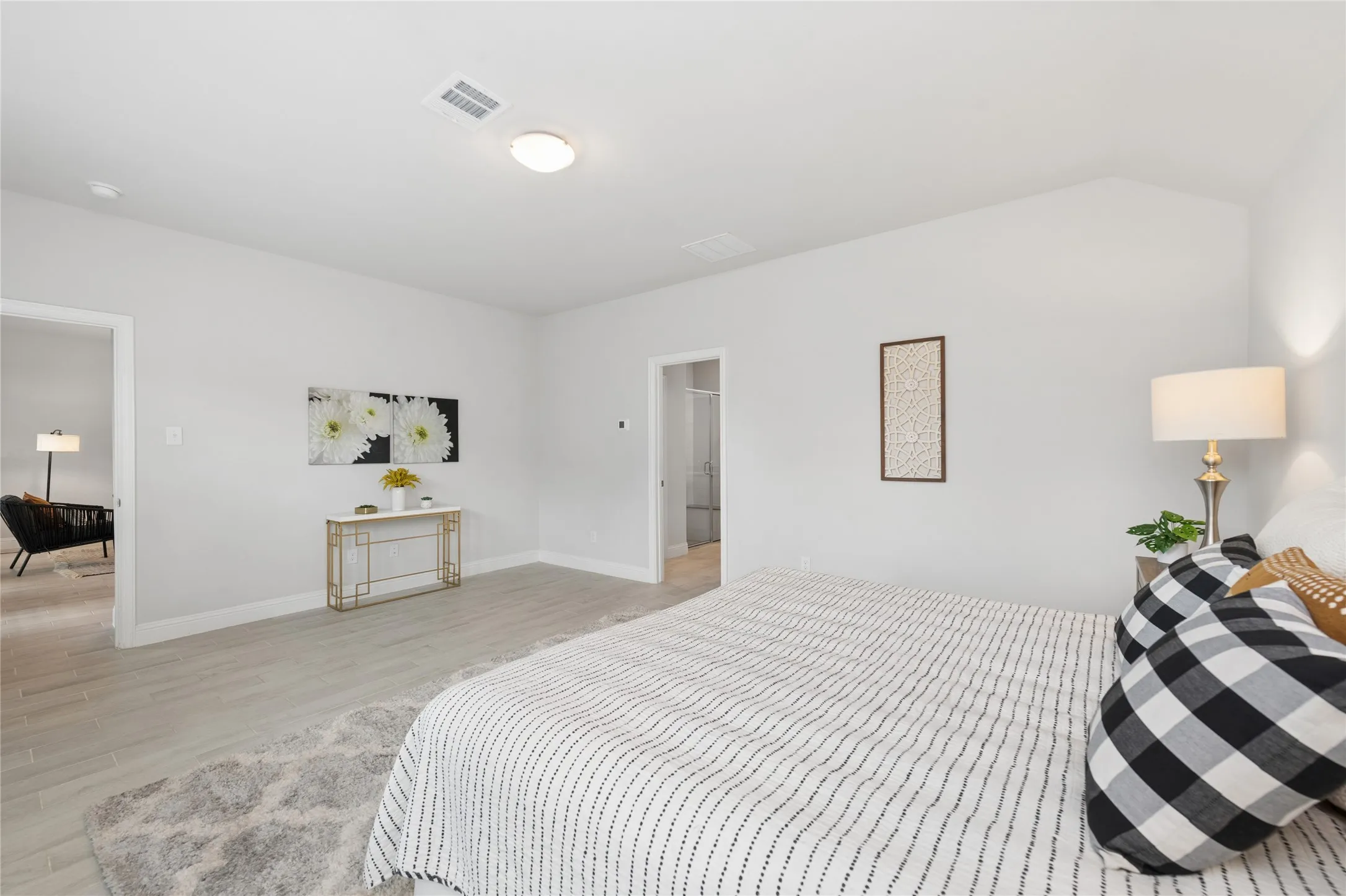 Single Family Residence For Rent in Collin County , 528 Cattle Chute Court, Celina, Texas 75009, 4 Bedroom, 2 Bathroom, 2 Garage spaces, 2,174 Sqft, built in 2022, mls#21378455, Real Estate Agent in Celina, Homes For Rent in Collin county, Homes For Rent in Celina, Realtor in Celina Texas, Real Estate Brokerage Independent Realty Texas, Luminita Cordes Realtor