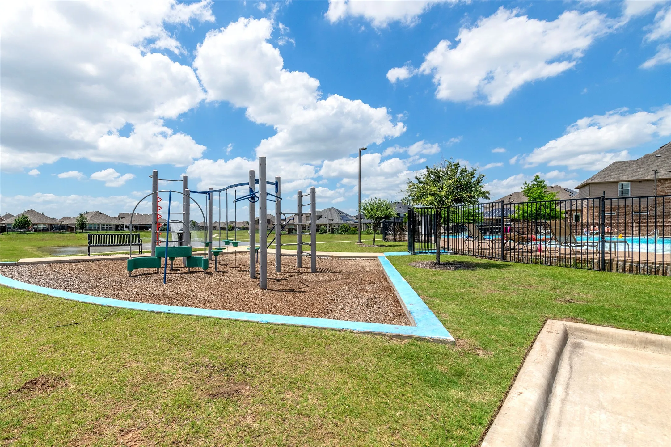 Single Family Residence For Rent in Collin County , 528 Cattle Chute Court, Celina, Texas 75009, 4 Bedroom, 2 Bathroom, 2 Garage spaces, 2,174 Sqft, built in 2022, mls#21378455, Real Estate Agent in Celina, Homes For Rent in Collin county, Homes For Rent in Celina, Realtor in Celina Texas, Real Estate Brokerage Independent Realty Texas, Luminita Cordes Realtor