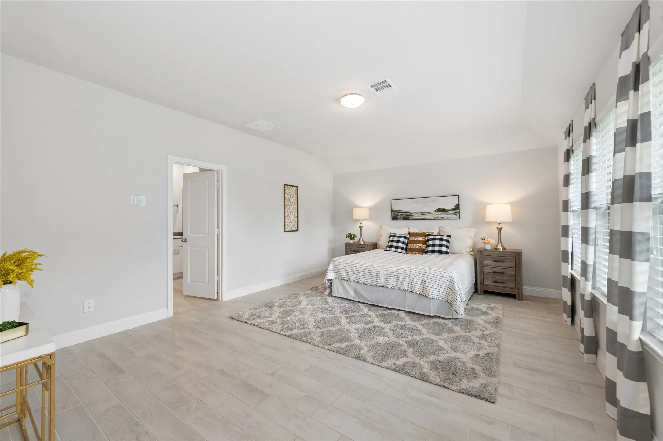 Single Family Residence For Rent in Collin County , 528 Cattle Chute Court, Celina, Texas 75009, 4 Bedroom, 2 Bathroom, 2 Garage spaces, 2,174 Sqft, built in 2022, mls#21378455, Real Estate Agent in Celina, Homes For Rent in Collin county, Homes For Rent in Celina, Realtor in Celina Texas, Real Estate Brokerage Independent Realty Texas, Luminita Cordes Realtor