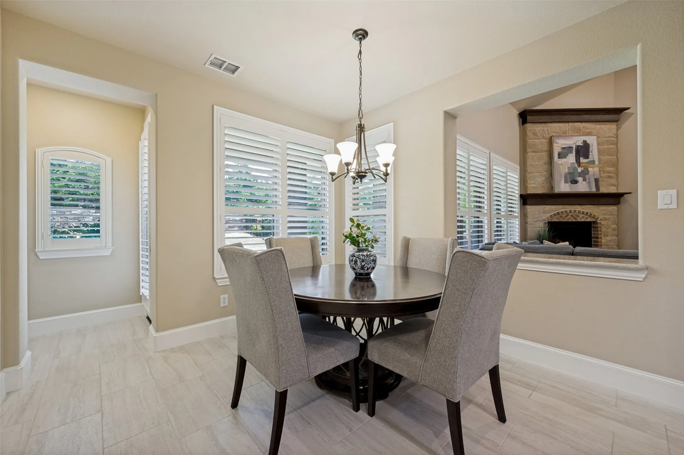 Single Family Residence For Sale in Collin County , 5804 River Highlands Drive, Mc Kinney, Texas 75070, 5 Bedroom, 4 Bathroom, 2 Garage spaces, 3,710 Sqft, built in 2013, mls#21376457, Real Estate Agent in Mc Kinney, Homes For Sale in Collin county, Homes For Sale in Mc Kinney, Realtor in Mc Kinney Texas, Real Estate Brokerage Independent Realty Texas, Luminita Cordes Realtor