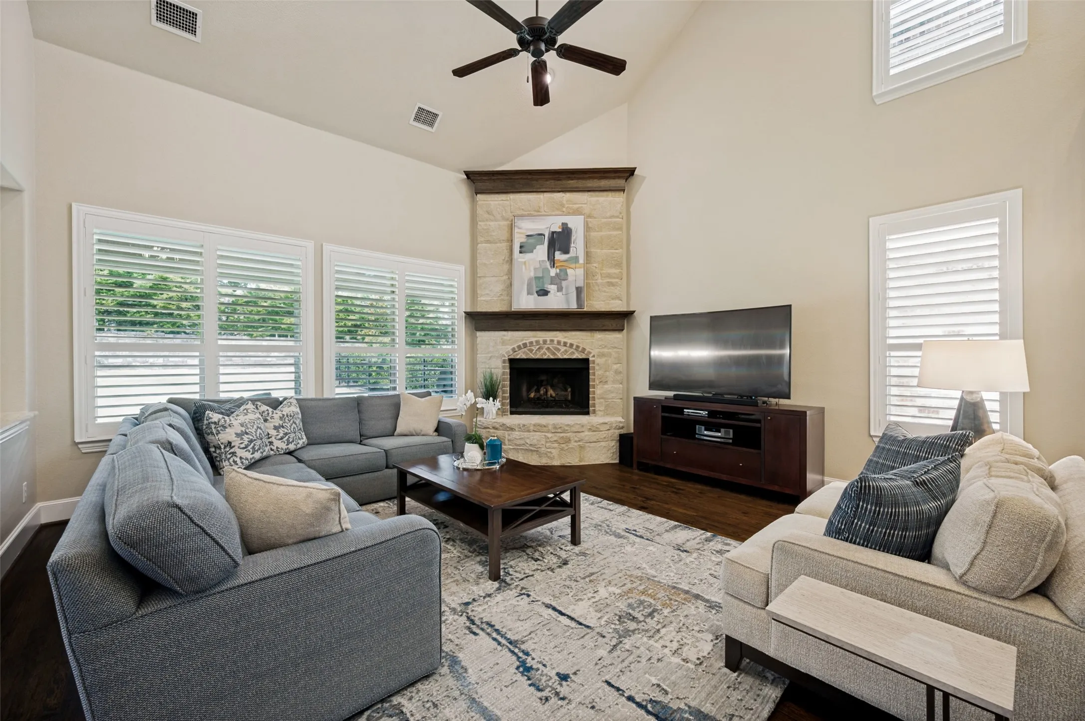 Single Family Residence For Sale in Collin County , 5804 River Highlands Drive, Mc Kinney, Texas 75070, 5 Bedroom, 4 Bathroom, 2 Garage spaces, 3,710 Sqft, built in 2013, mls#21376457, Real Estate Agent in Mc Kinney, Homes For Sale in Collin county, Homes For Sale in Mc Kinney, Realtor in Mc Kinney Texas, Real Estate Brokerage Independent Realty Texas, Luminita Cordes Realtor