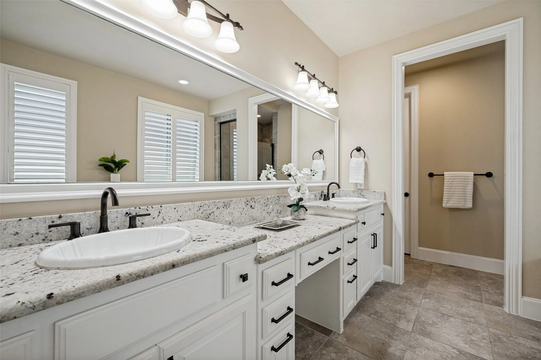 Single Family Residence For Sale in Collin County , 5804 River Highlands Drive, Mc Kinney, Texas 75070, 5 Bedroom, 4 Bathroom, 2 Garage spaces, 3,710 Sqft, built in 2013, mls#21376457, Real Estate Agent in Mc Kinney, Homes For Sale in Collin county, Homes For Sale in Mc Kinney, Realtor in Mc Kinney Texas, Real Estate Brokerage Independent Realty Texas, Luminita Cordes Realtor