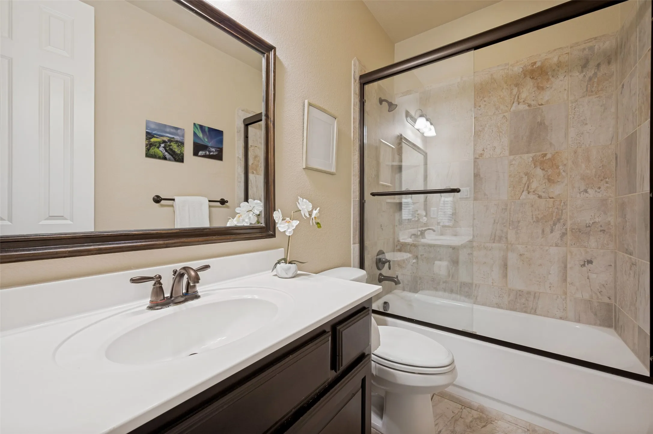 Single Family Residence For Sale in Collin County , 5804 River Highlands Drive, Mc Kinney, Texas 75070, 5 Bedroom, 4 Bathroom, 2 Garage spaces, 3,710 Sqft, built in 2013, mls#21376457, Real Estate Agent in Mc Kinney, Homes For Sale in Collin county, Homes For Sale in Mc Kinney, Realtor in Mc Kinney Texas, Real Estate Brokerage Independent Realty Texas, Luminita Cordes Realtor