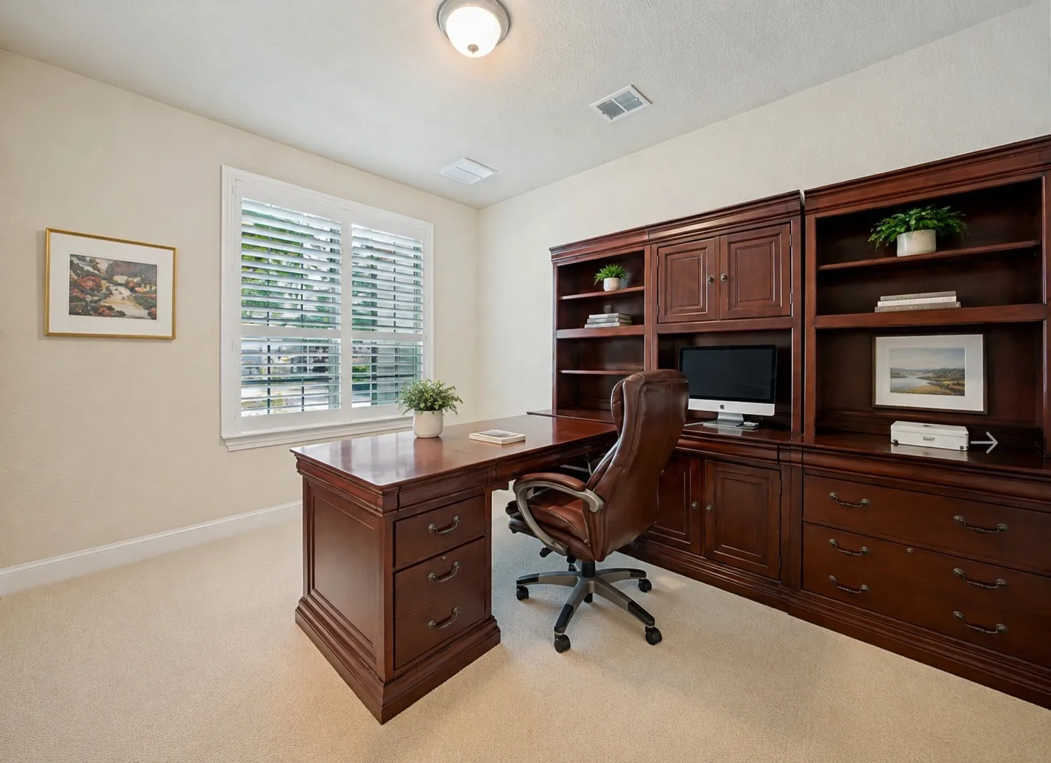 Single Family Residence For Sale in Collin County , 5804 River Highlands Drive, Mc Kinney, Texas 75070, 5 Bedroom, 4 Bathroom, 2 Garage spaces, 3,710 Sqft, built in 2013, mls#21376457, Real Estate Agent in Mc Kinney, Homes For Sale in Collin county, Homes For Sale in Mc Kinney, Realtor in Mc Kinney Texas, Real Estate Brokerage Independent Realty Texas, Luminita Cordes Realtor