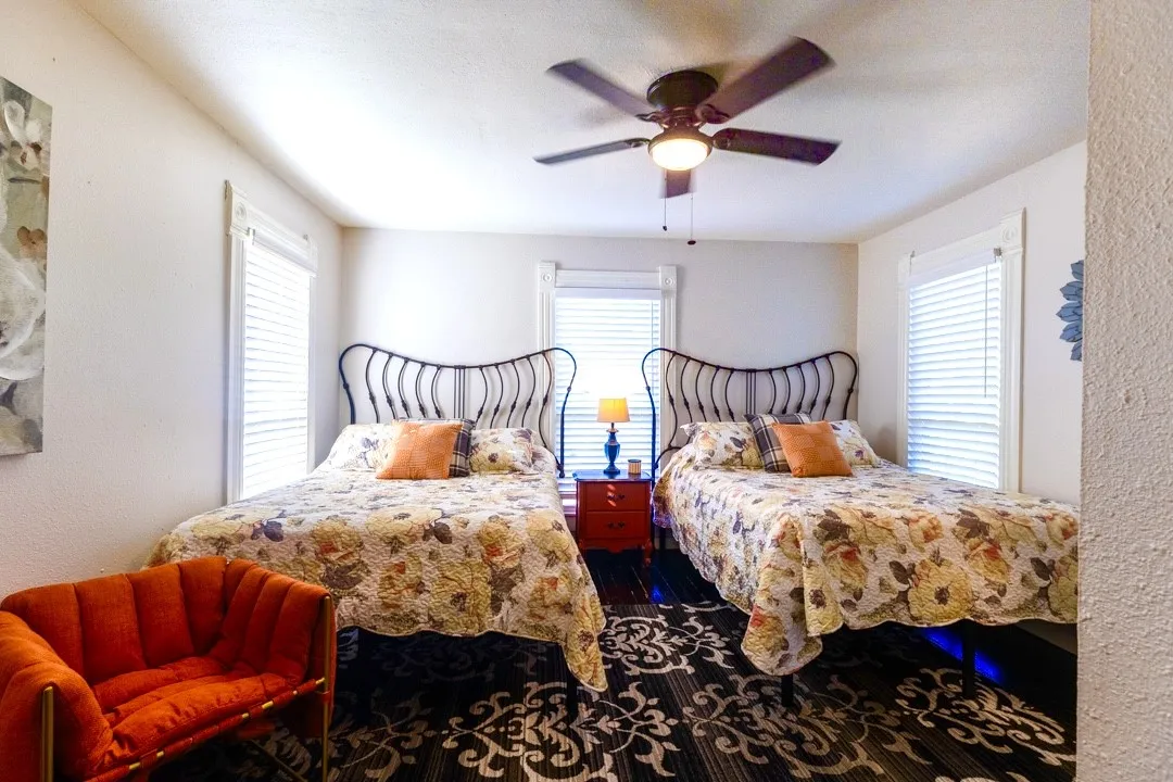 Single Family Residence For Sale in Palo Pinto County , 212 Quiten Lane, Possum Kingdom Lake, Texas 76450, 4 Bedroom, 3 Bathroom, 2 Garage spaces, 2,460 Sqft, built in 1912, mls#21376412, Real Estate Agent in Possum Kingdom Lake, Homes For Sale in Palo Pinto county, Homes For Sale in Possum Kingdom Lake, Realtor in Possum Kingdom Lake Texas, Real Estate Brokerage Independent Realty Texas, Luminita Cordes Realtor