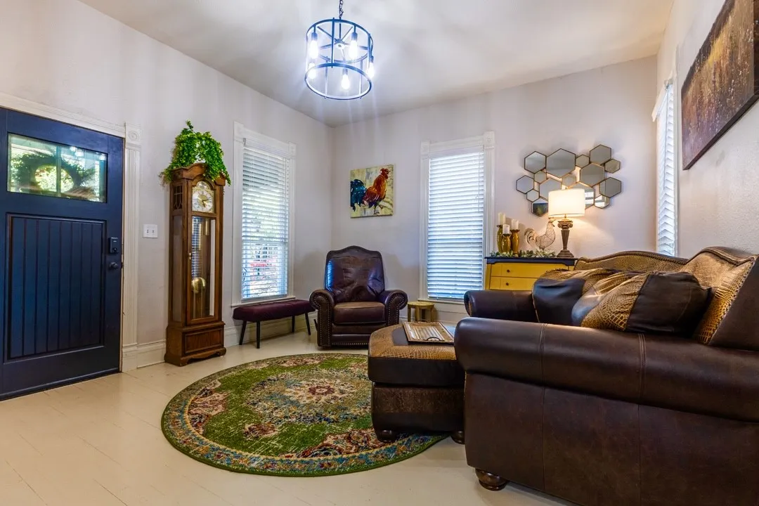 Front Door in to the Sitting Room