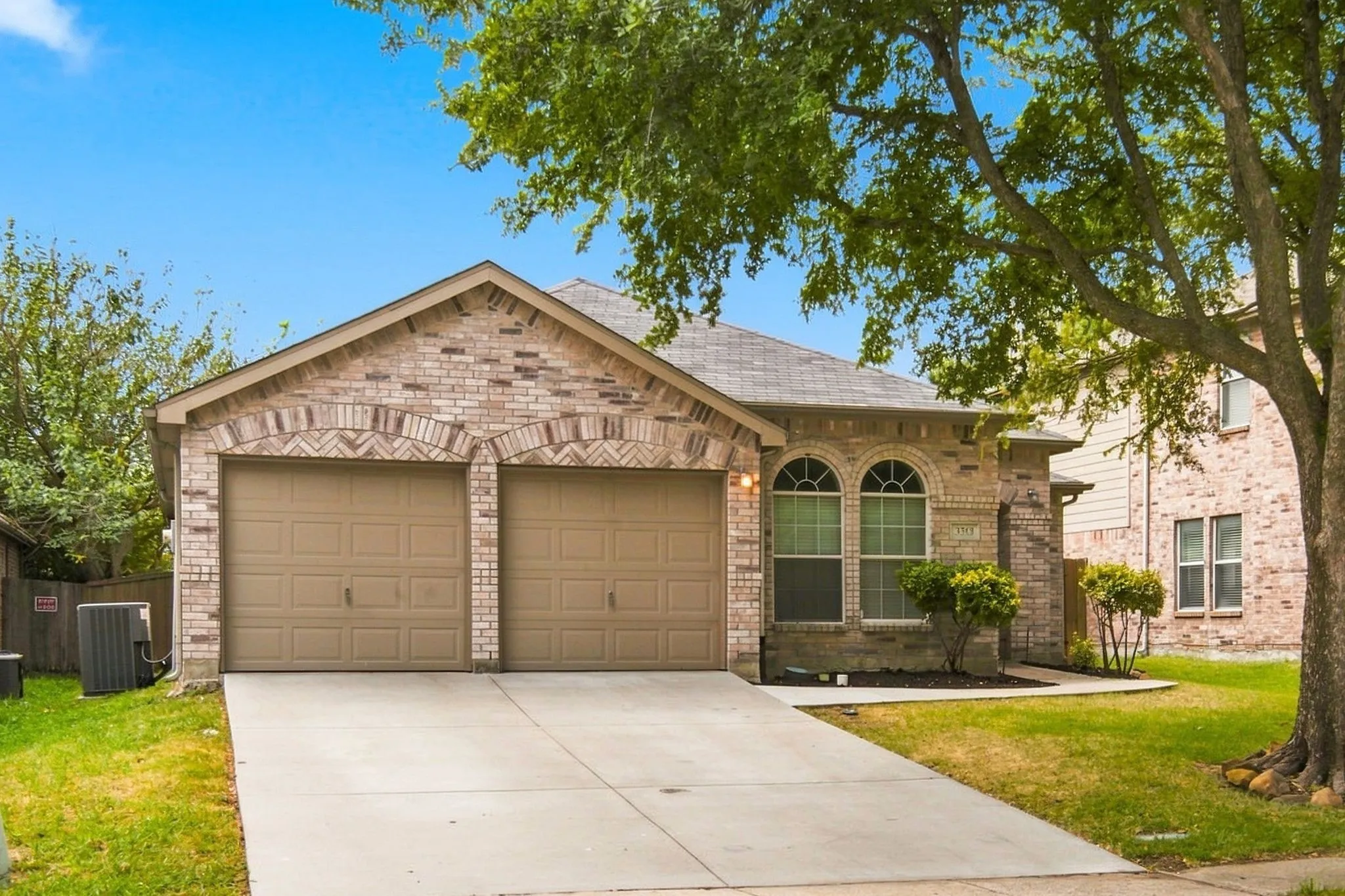 Single Family Residence For Rent in Collin County , 3513 Truman Street, Mc Kinney, Texas 75071, 3 Bedroom, 2 Bathroom, 2 Garage spaces, 1,606 Sqft, built in 2004, mls#21376043, Real Estate Agent in Mc Kinney, Homes For Rent in Collin county, Homes For Rent in Mc Kinney, Realtor in Mc Kinney Texas, Real Estate Brokerage Independent Realty Texas, Luminita Cordes Realtor