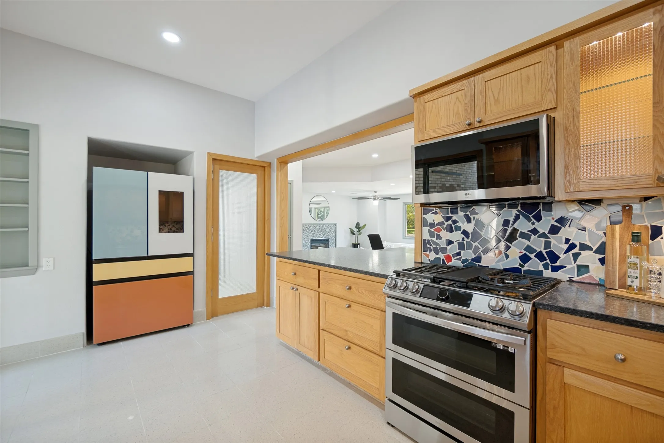 Single Family Residence For Sale in Dallas County , 515 Aqua Drive, Dallas, Texas 75218, 5 Bedroom, 6 Bathroom, 2 Garage spaces, 4,506 Sqft, built in 1951, mls#21352254, Real Estate Agent in Dallas, Homes For Sale in Dallas county, Homes For Sale in Dallas, Realtor in Dallas Texas, Real Estate Brokerage Independent Realty Texas, Luminita Cordes Realtor