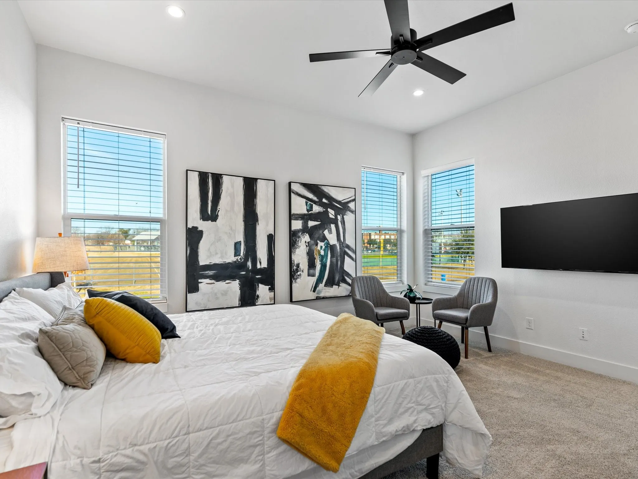 Duplex For Rent in Dallas County , 401 Martinique Avenue, Dallas, Texas 75223, 3 Bedroom, 3 Bathroom, 2 Garage spaces, 2,175 Sqft, built in 2021, mls#21378443, Real Estate Agent in Dallas, Homes For Rent in Dallas county, Homes For Rent in Dallas, Realtor in Dallas Texas, Real Estate Brokerage Independent Realty Texas, Luminita Cordes Realtor