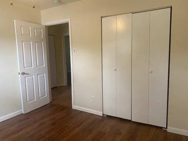 Single Family Residence For Rent in Denton County , 2014 Victoria Road, Carrollton, Texas 75007, 3 Bedroom, 2 Bathroom, 1 Garage spaces, 1,277 Sqft, built in 1974, mls#21378458, Real Estate Agent in Carrollton, Homes For Rent in Denton county, Homes For Rent in Carrollton, Realtor in Carrollton Texas, Real Estate Brokerage Independent Realty Texas, Luminita Cordes Realtor