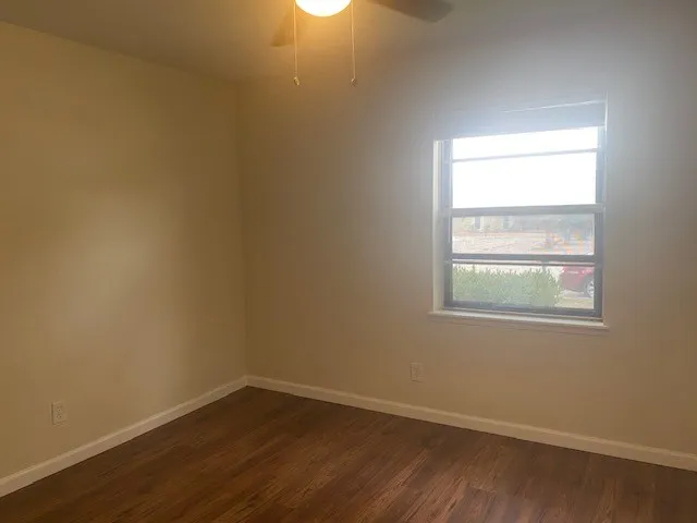 Single Family Residence For Rent in Denton County , 2014 Victoria Road, Carrollton, Texas 75007, 3 Bedroom, 2 Bathroom, 1 Garage spaces, 1,277 Sqft, built in 1974, mls#21378458, Real Estate Agent in Carrollton, Homes For Rent in Denton county, Homes For Rent in Carrollton, Realtor in Carrollton Texas, Real Estate Brokerage Independent Realty Texas, Luminita Cordes Realtor