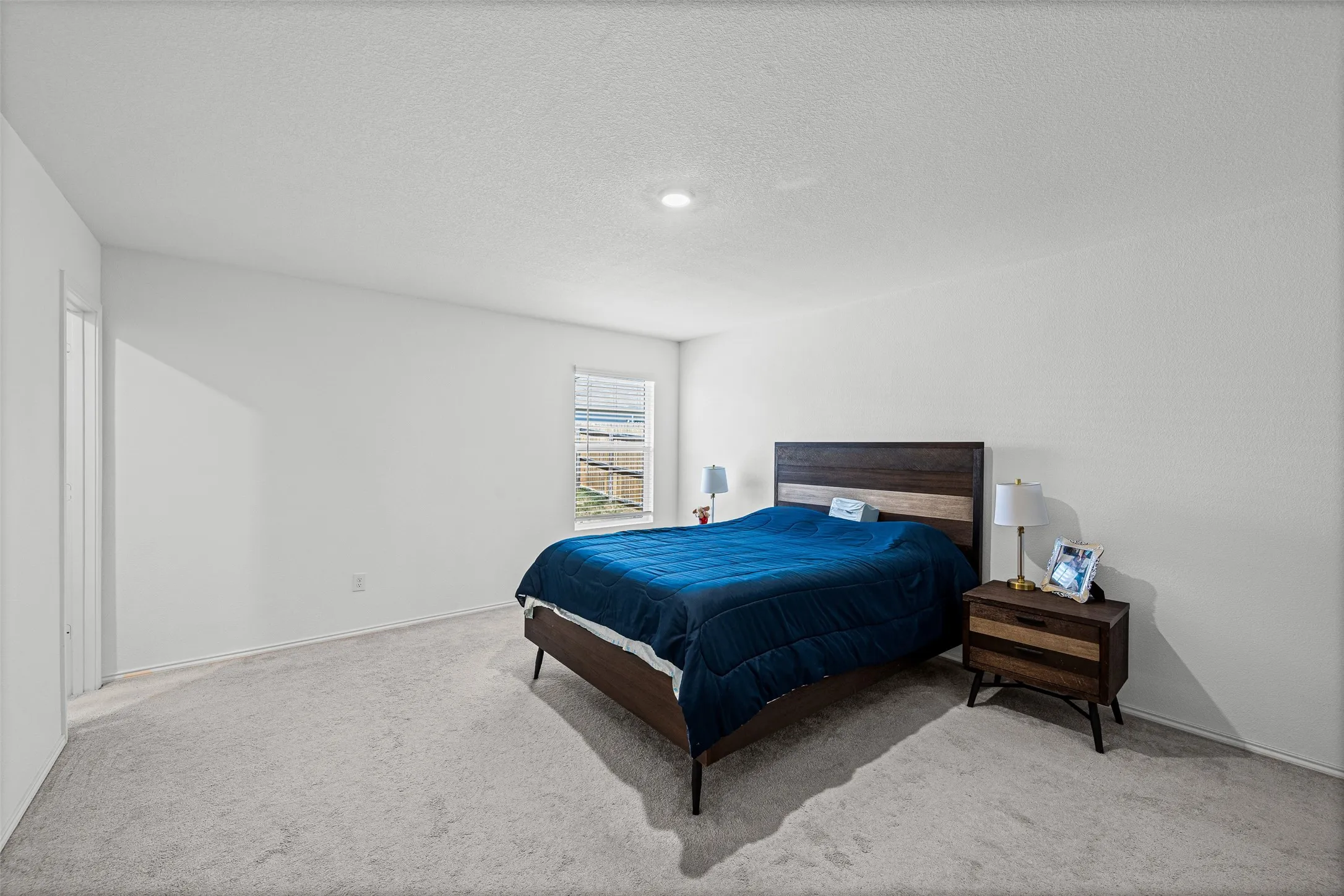Single Family Residence For Sale in Tarrant County , 2824 Slatewood Drive, Fort Worth, Texas 76179, 3 Bedroom, 2 Bathroom, 2 Garage spaces, 1,440 Sqft, built in 2023, mls#21377447, Real Estate Agent in Fort Worth, Homes For Sale in Tarrant county, Homes For Sale in Fort Worth, Realtor in Fort Worth Texas, Real Estate Brokerage Independent Realty Texas, Luminita Cordes Realtor