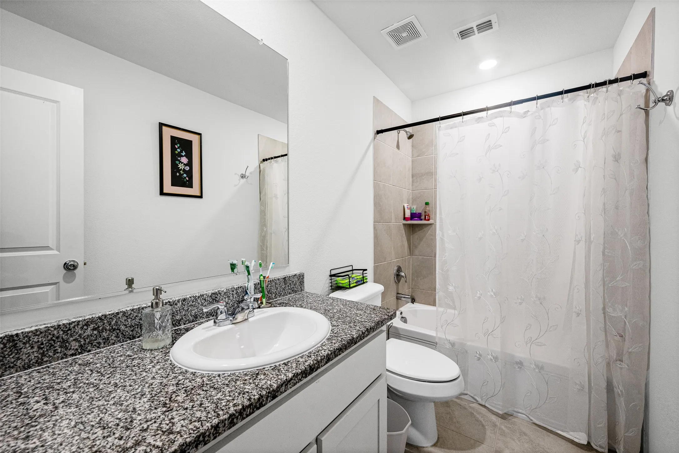 Single Family Residence For Sale in Tarrant County , 2824 Slatewood Drive, Fort Worth, Texas 76179, 3 Bedroom, 2 Bathroom, 2 Garage spaces, 1,440 Sqft, built in 2023, mls#21377447, Real Estate Agent in Fort Worth, Homes For Sale in Tarrant county, Homes For Sale in Fort Worth, Realtor in Fort Worth Texas, Real Estate Brokerage Independent Realty Texas, Luminita Cordes Realtor