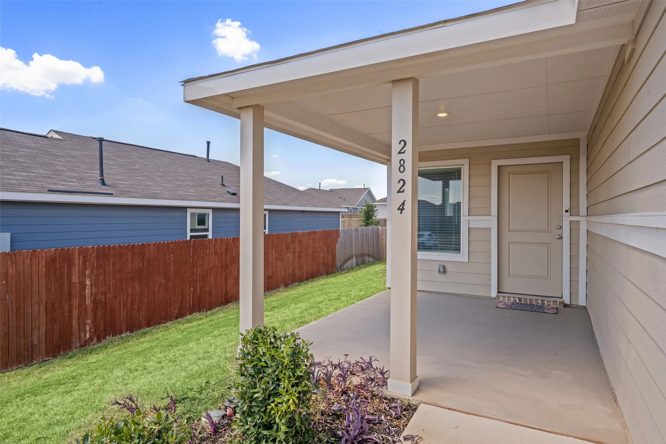 Single Family Residence For Sale in Tarrant County , 2824 Slatewood Drive, Fort Worth, Texas 76179, 3 Bedroom, 2 Bathroom, 2 Garage spaces, 1,440 Sqft, built in 2023, mls#21377447, Real Estate Agent in Fort Worth, Homes For Sale in Tarrant county, Homes For Sale in Fort Worth, Realtor in Fort Worth Texas, Real Estate Brokerage Independent Realty Texas, Luminita Cordes Realtor