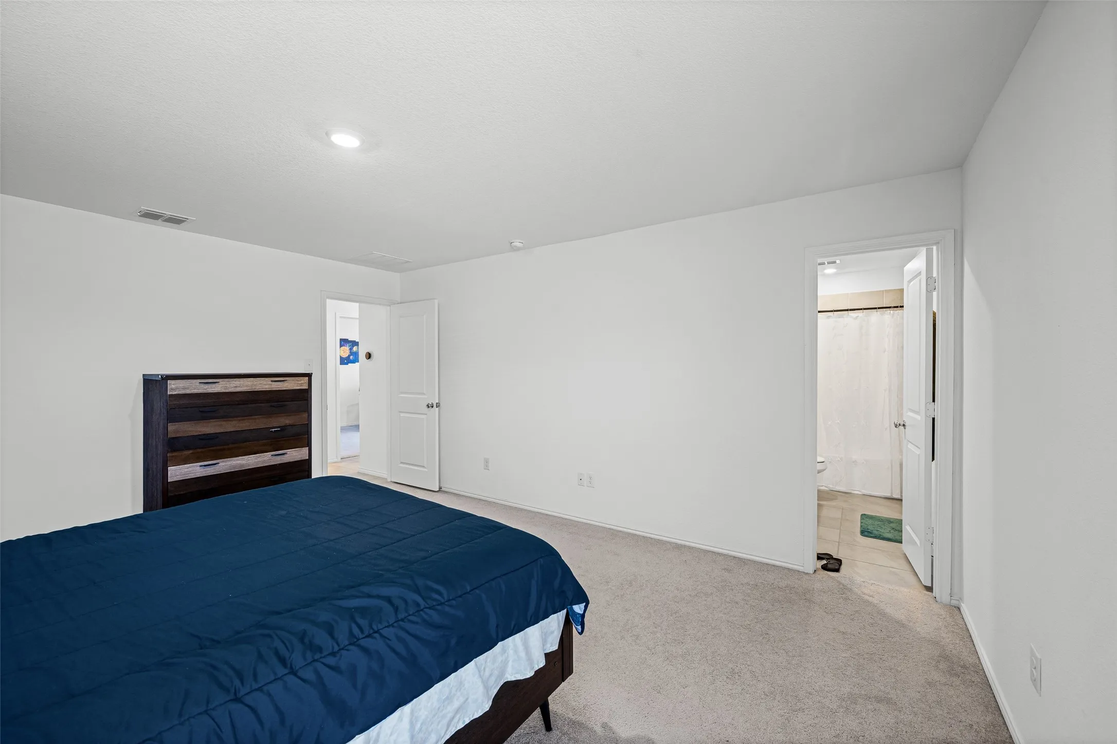 Single Family Residence For Sale in Tarrant County , 2824 Slatewood Drive, Fort Worth, Texas 76179, 3 Bedroom, 2 Bathroom, 2 Garage spaces, 1,440 Sqft, built in 2023, mls#21377447, Real Estate Agent in Fort Worth, Homes For Sale in Tarrant county, Homes For Sale in Fort Worth, Realtor in Fort Worth Texas, Real Estate Brokerage Independent Realty Texas, Luminita Cordes Realtor