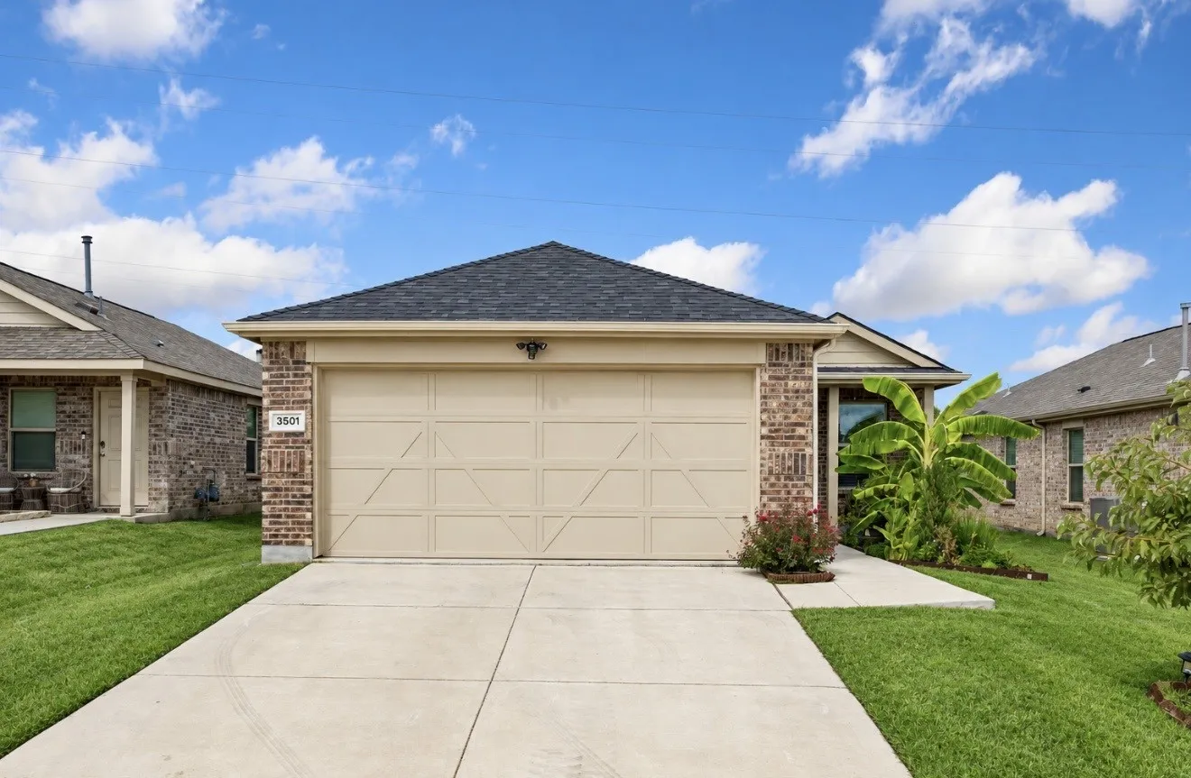 Single Family Residence For Sale in Denton County , 3501 Harper Street, Little Elm, Texas 75068, 3 Bedroom, 2 Bathroom, 2 Garage spaces, 1,500 Sqft, built in 2022, mls#21371078, Real Estate Agent in Little Elm, Homes For Sale in Denton county, Homes For Sale in Little Elm, Realtor in Little Elm Texas, Real Estate Brokerage Independent Realty Texas, Luminita Cordes Realtor