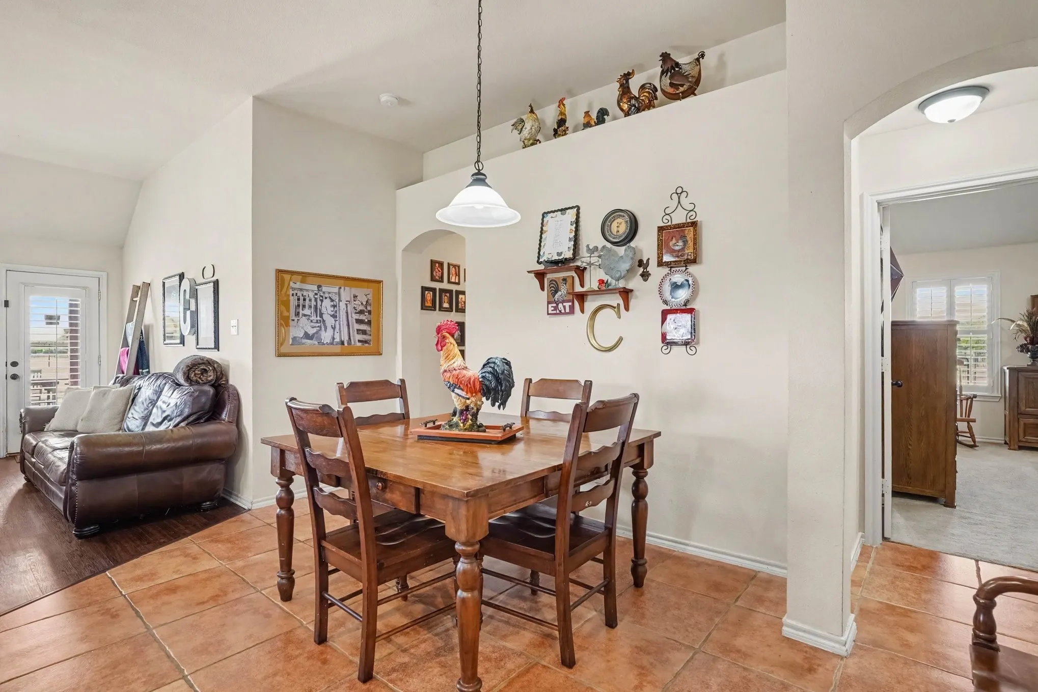 Single Family Residence For Sale in Denton County , 103 George Owens Road, Ponder, Texas 76259, 3 Bedroom, 2 Bathroom, 2 Garage spaces, 1,865 Sqft, built in 2006, mls#21371182, Real Estate Agent in Ponder, Homes For Sale in Denton county, Homes For Sale in Ponder, Realtor in Ponder Texas, Real Estate Brokerage Independent Realty Texas, Luminita Cordes Realtor
