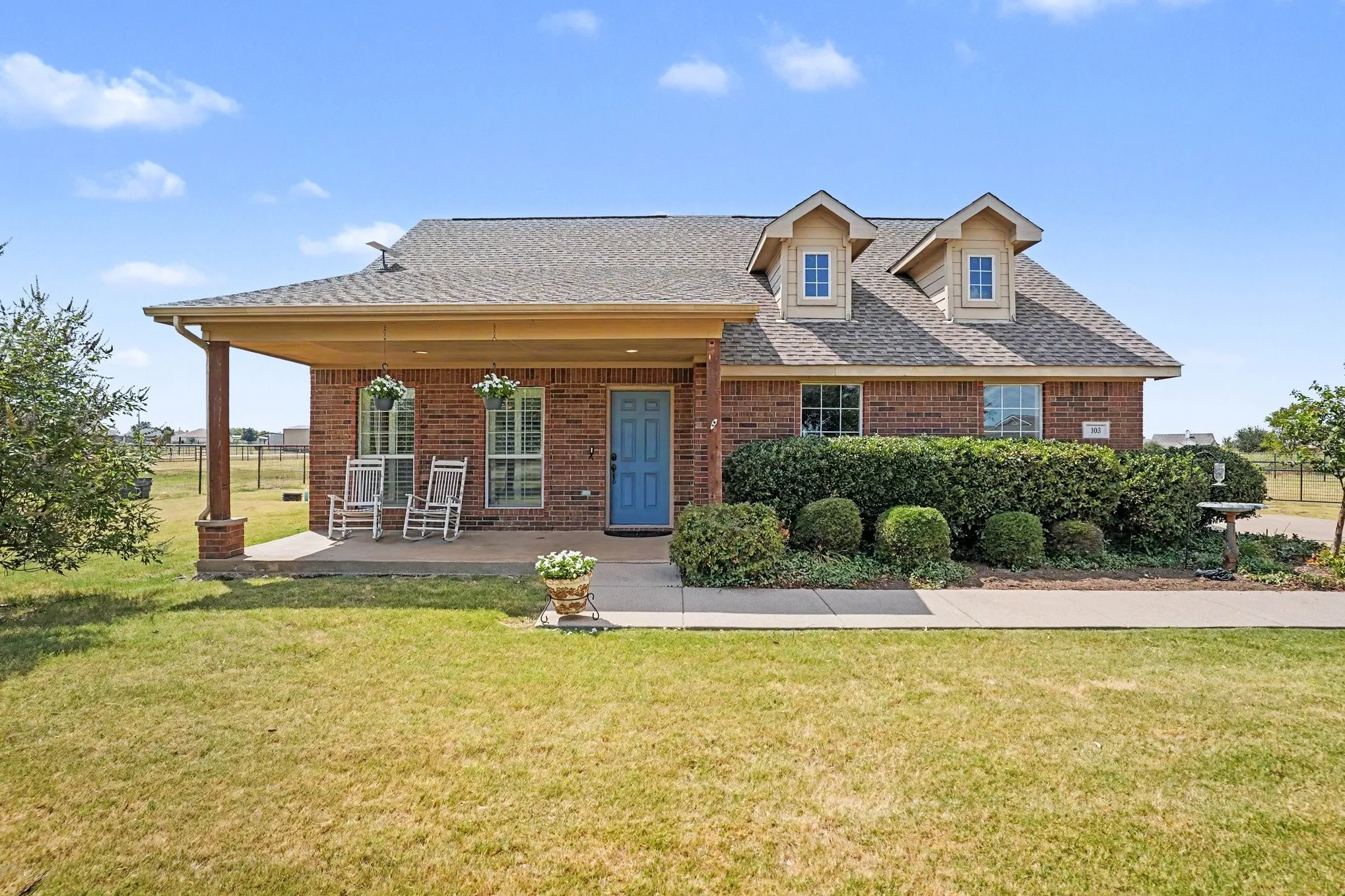 Single Family Residence For Sale in Denton County , 103 George Owens Road, Ponder, Texas 76259, 3 Bedroom, 2 Bathroom, 2 Garage spaces, 1,865 Sqft, built in 2006, mls#21371182, Real Estate Agent in Ponder, Homes For Sale in Denton county, Homes For Sale in Ponder, Realtor in Ponder Texas, Real Estate Brokerage Independent Realty Texas, Luminita Cordes Realtor