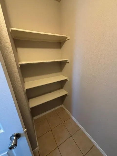 Single Family Residence For Rent in Denton County , 2755 Hacienda Lake Drive, Little Elm, Texas 75068, 4 Bedroom, 2 Bathroom, 2 Garage spaces, 1,784 Sqft, built in 2006, mls#21378493, Real Estate Agent in Little Elm, Homes For Rent in Denton county, Homes For Rent in Little Elm, Realtor in Little Elm Texas, Real Estate Brokerage Independent Realty Texas, Luminita Cordes Realtor