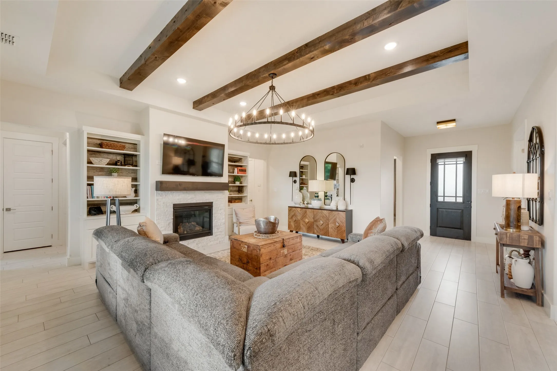 Condominium For Sale in Rockwall County , 830 Rio Vista Lane, Rockwall, Texas 75087, 2 Bedroom, 2 Bathroom, 2 Garage spaces, 1,978 Sqft, built in 2020, mls#21378490, Real Estate Agent in Rockwall, Homes For Sale in Rockwall county, Homes For Sale in Rockwall, Realtor in Rockwall Texas, Real Estate Brokerage Independent Realty Texas, Luminita Cordes Realtor