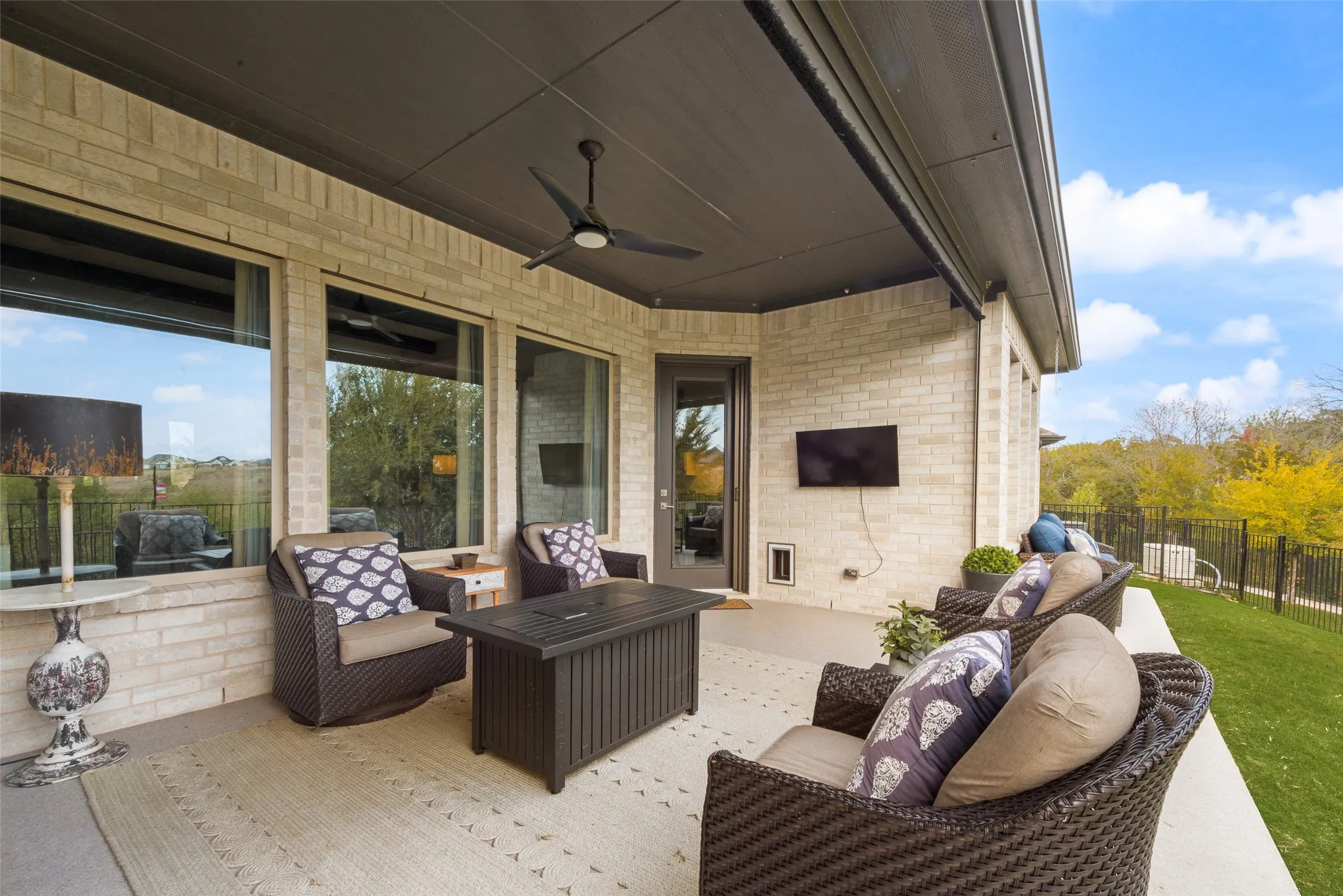 Condominium For Sale in Rockwall County , 830 Rio Vista Lane, Rockwall, Texas 75087, 2 Bedroom, 2 Bathroom, 2 Garage spaces, 1,978 Sqft, built in 2020, mls#21378490, Real Estate Agent in Rockwall, Homes For Sale in Rockwall county, Homes For Sale in Rockwall, Realtor in Rockwall Texas, Real Estate Brokerage Independent Realty Texas, Luminita Cordes Realtor