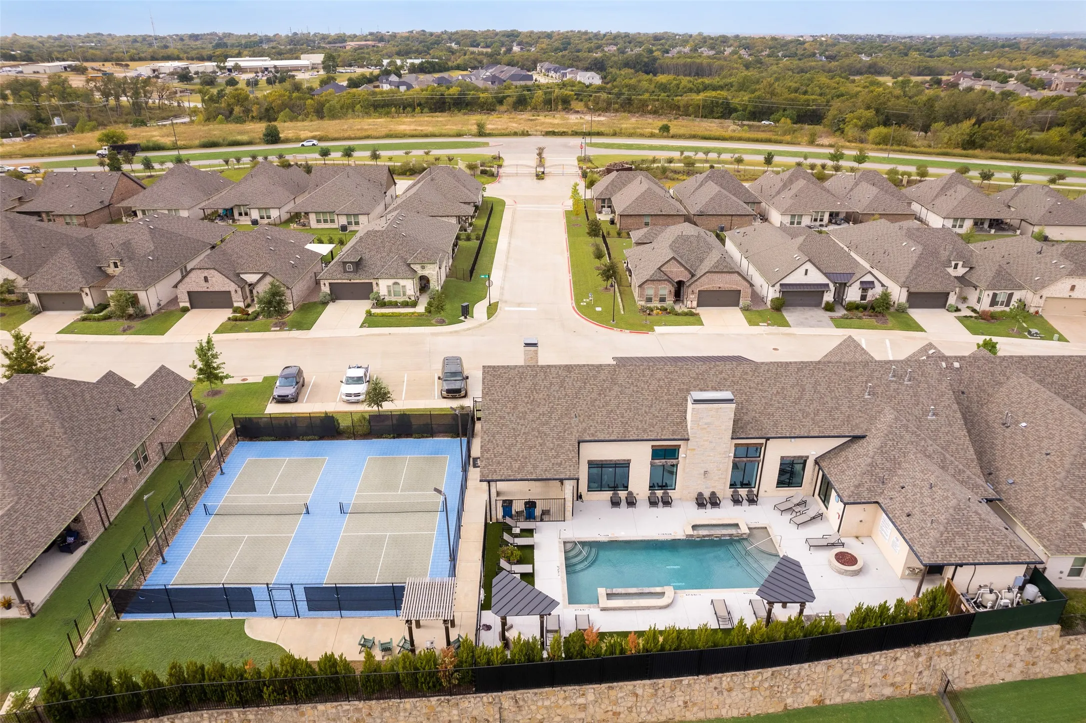 Condominium For Sale in Rockwall County , 830 Rio Vista Lane, Rockwall, Texas 75087, 2 Bedroom, 2 Bathroom, 2 Garage spaces, 1,978 Sqft, built in 2020, mls#21378490, Real Estate Agent in Rockwall, Homes For Sale in Rockwall county, Homes For Sale in Rockwall, Realtor in Rockwall Texas, Real Estate Brokerage Independent Realty Texas, Luminita Cordes Realtor