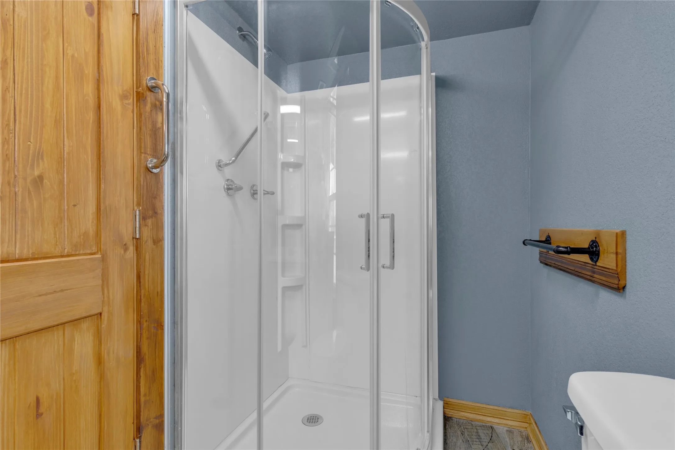 Multiple Parcels For Sale in Somervell County , 4403 Fm-205, Glen Rose, Texas 76043, 8 Bedroom, 8 Bathroom, Garage spaces, 0 Sqft, built in 2022, mls#21377762, Real Estate Agent in Glen Rose, Homes For Sale in Somervell county, Homes For Sale in Glen Rose, Realtor in Glen Rose Texas, Real Estate Brokerage Independent Realty Texas, Luminita Cordes Realtor