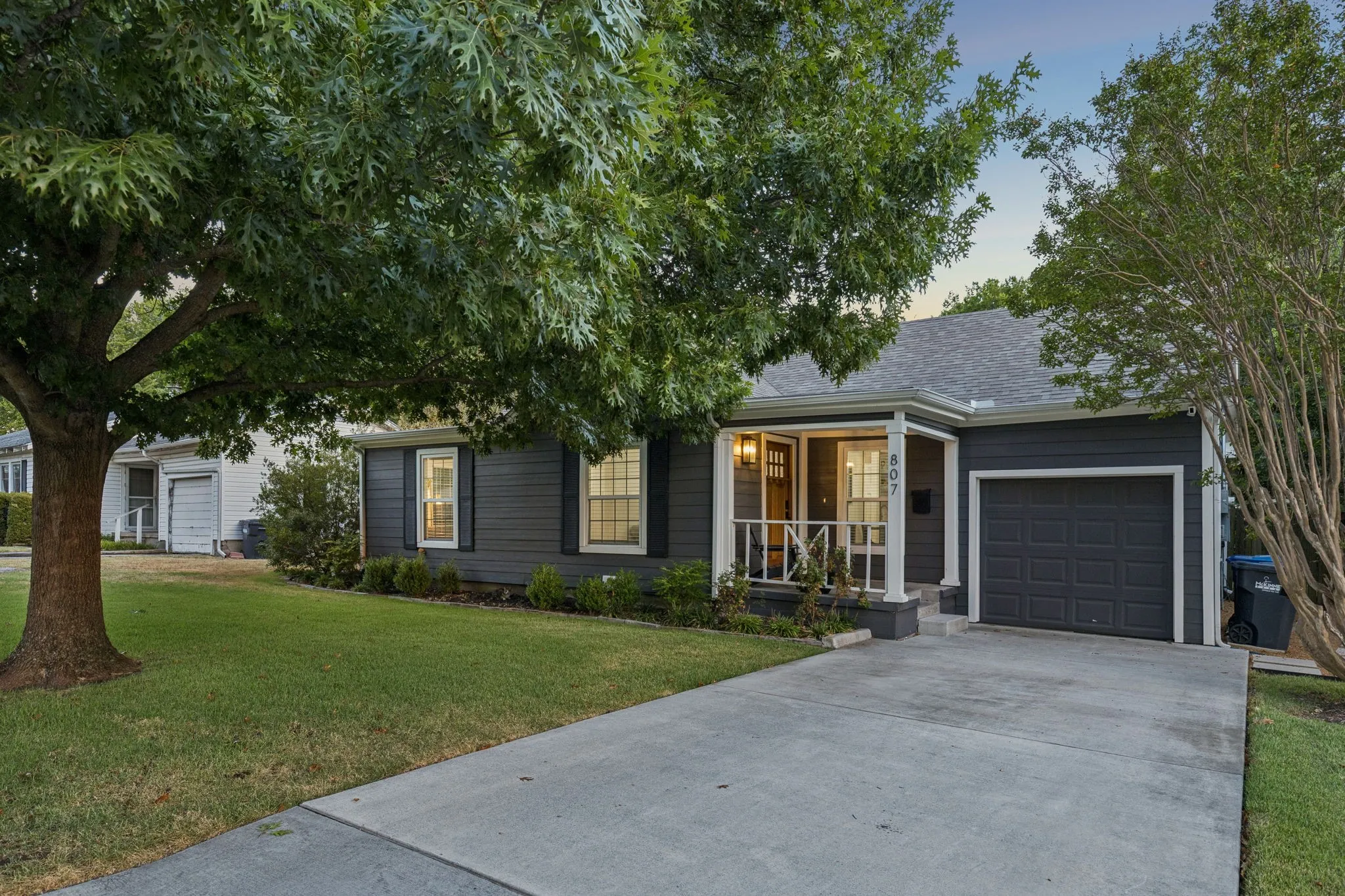 Single Family Residence For Sale in Collin County , 807 Largent Street, Mc Kinney, Texas 75069, 3 Bedroom, 2 Bathroom, 1 Garage spaces, 1,760 Sqft, built in 1950, mls#21378505, Real Estate Agent in Mc Kinney, Homes For Sale in Collin county, Homes For Sale in Mc Kinney, Realtor in Mc Kinney Texas, Real Estate Brokerage Independent Realty Texas, Luminita Cordes Realtor